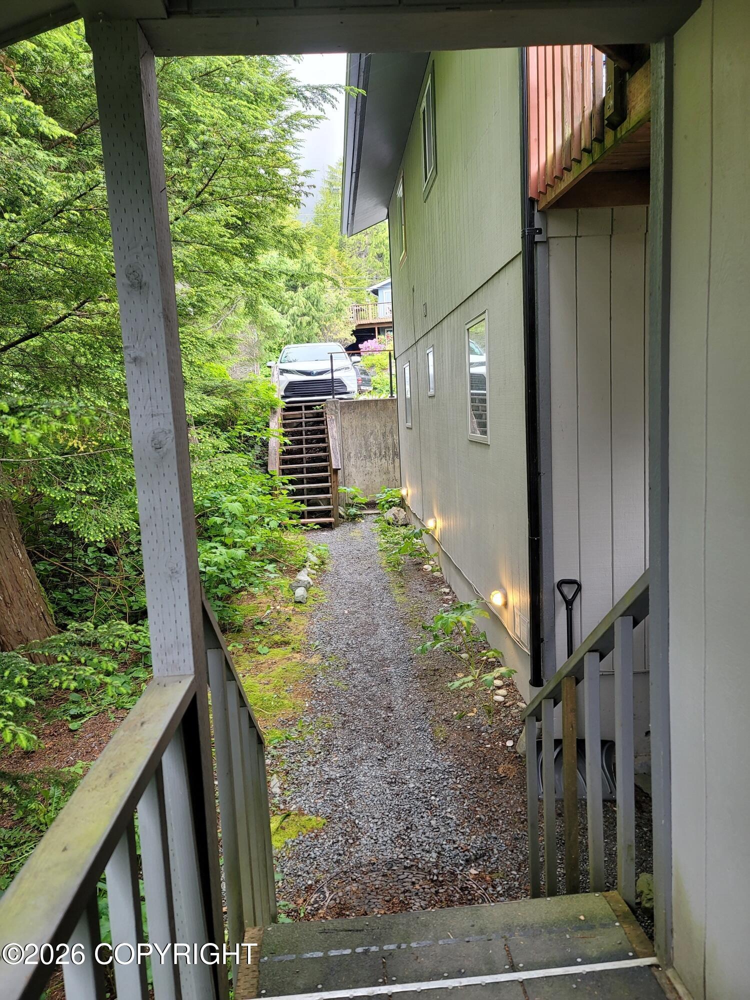 1729 Edgecumbe Drive