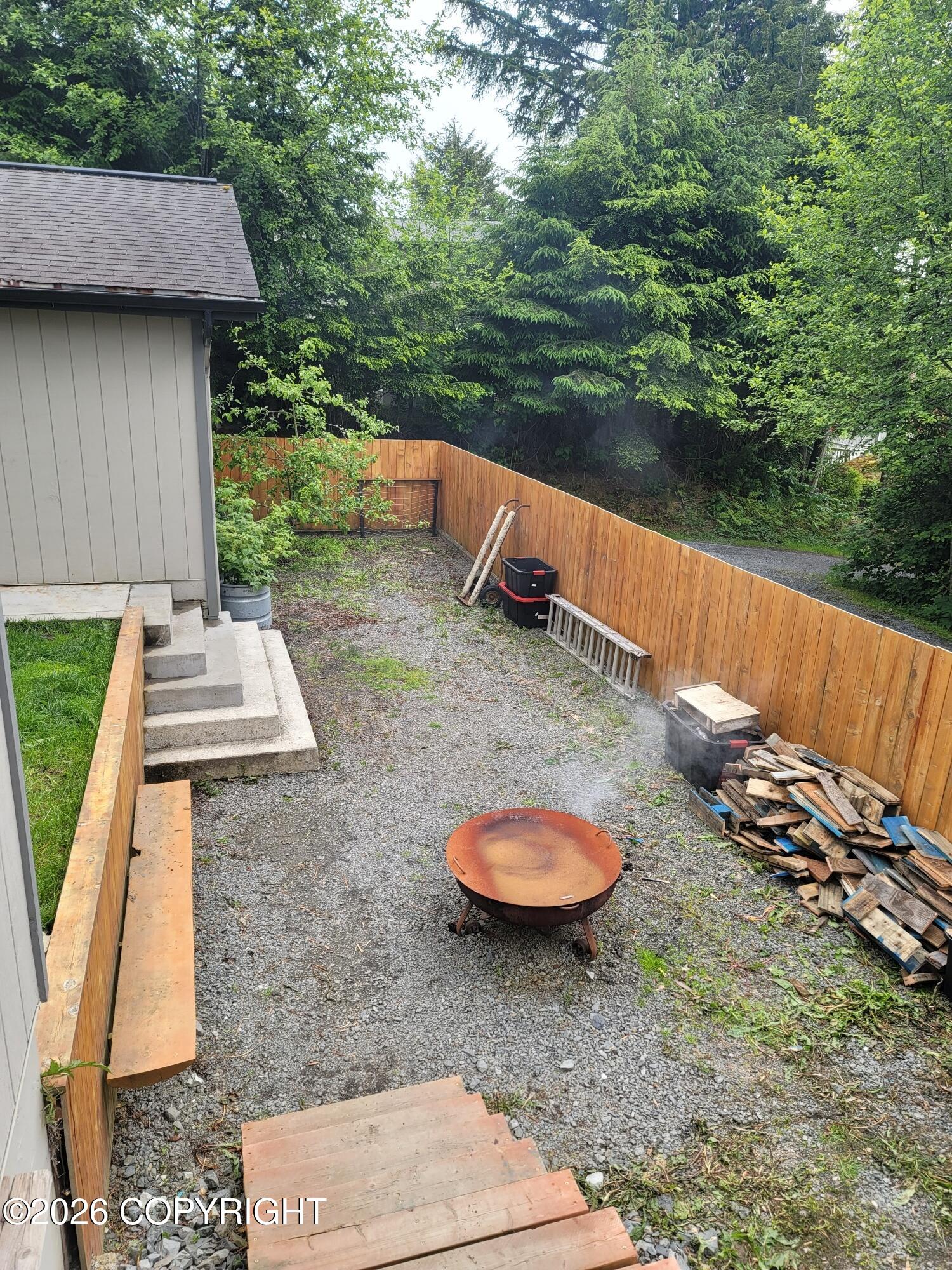1729 Edgecumbe Drive
