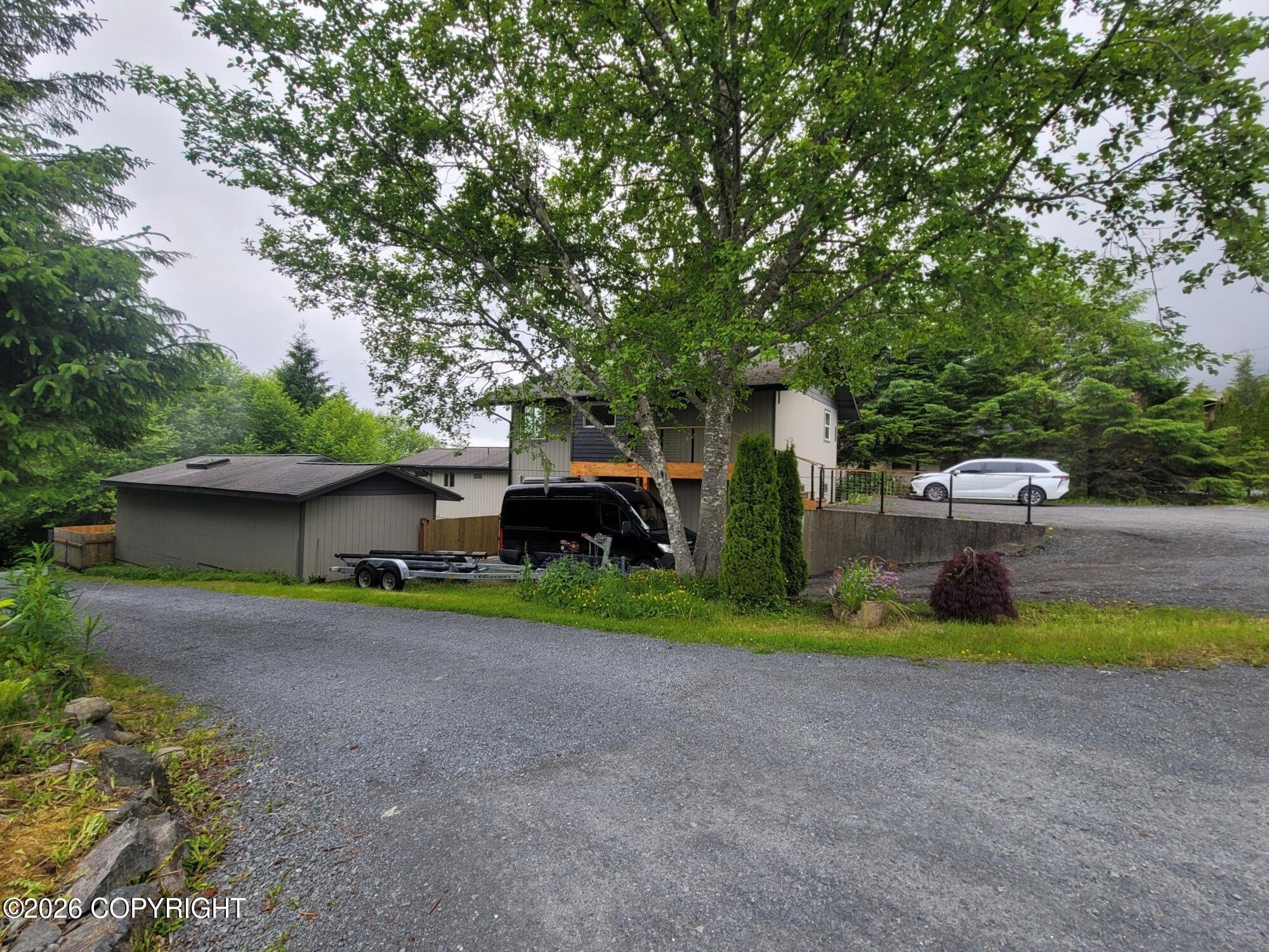 1729 Edgecumbe Drive
