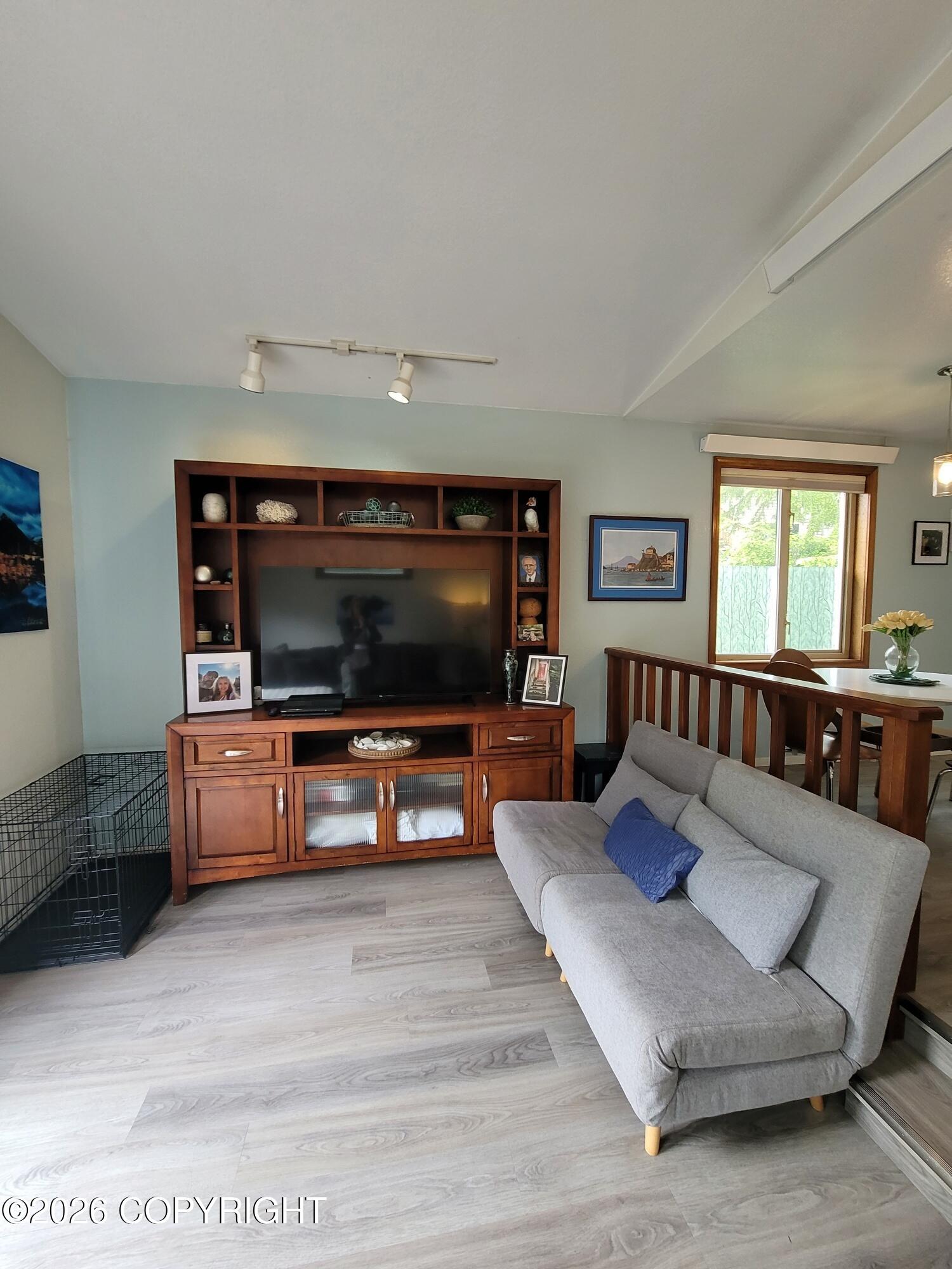 1729 Edgecumbe Drive