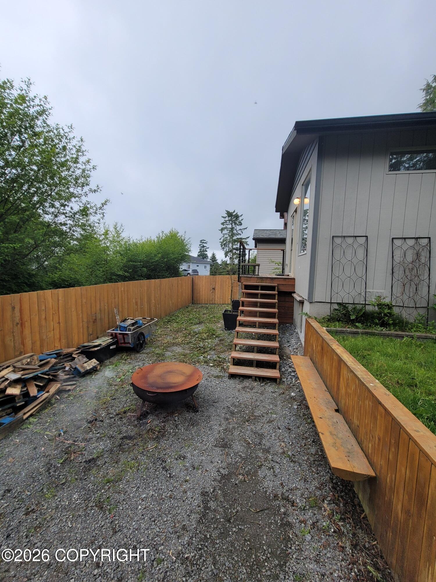 1729 Edgecumbe Drive