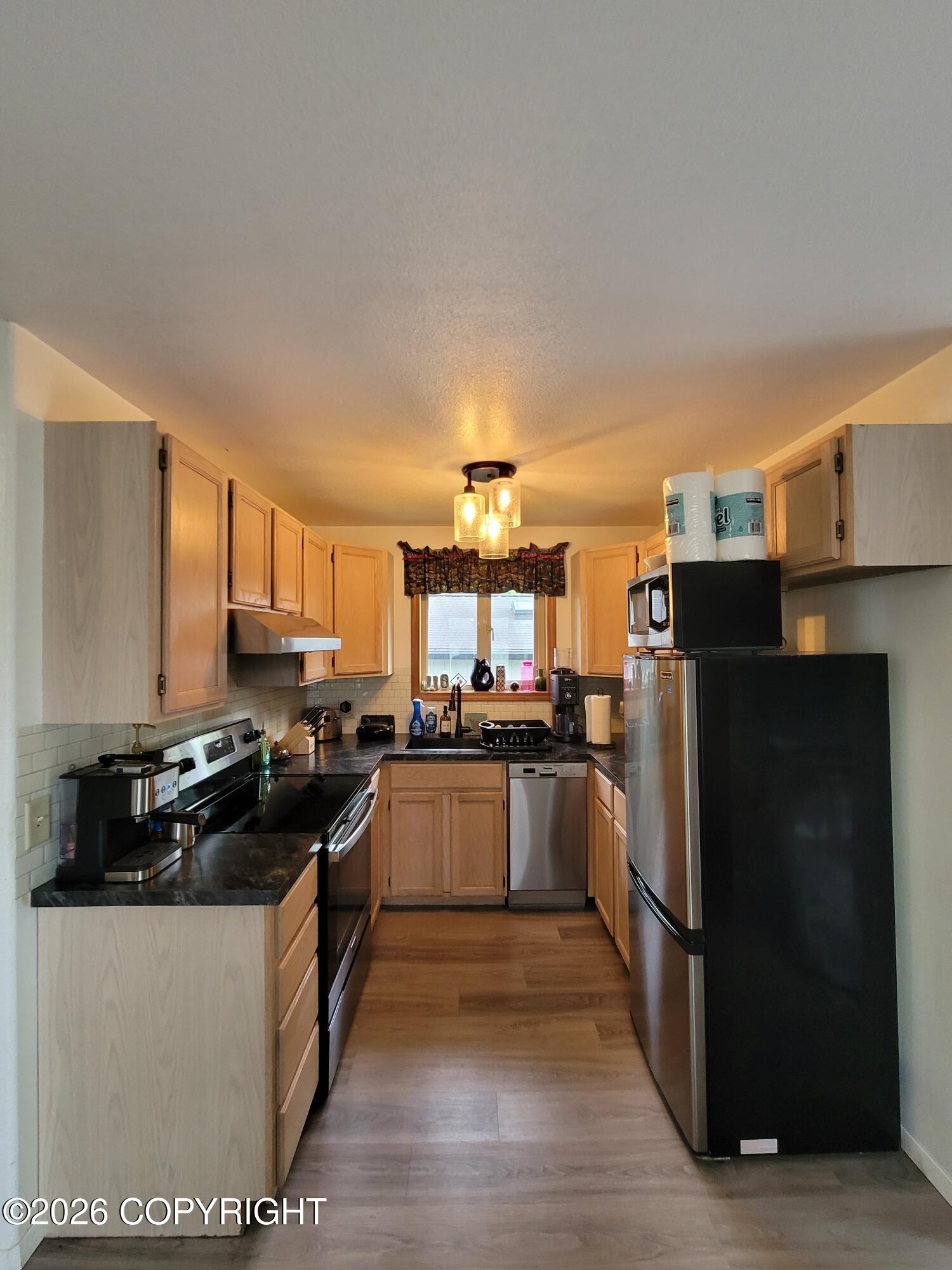 1729 Edgecumbe Drive