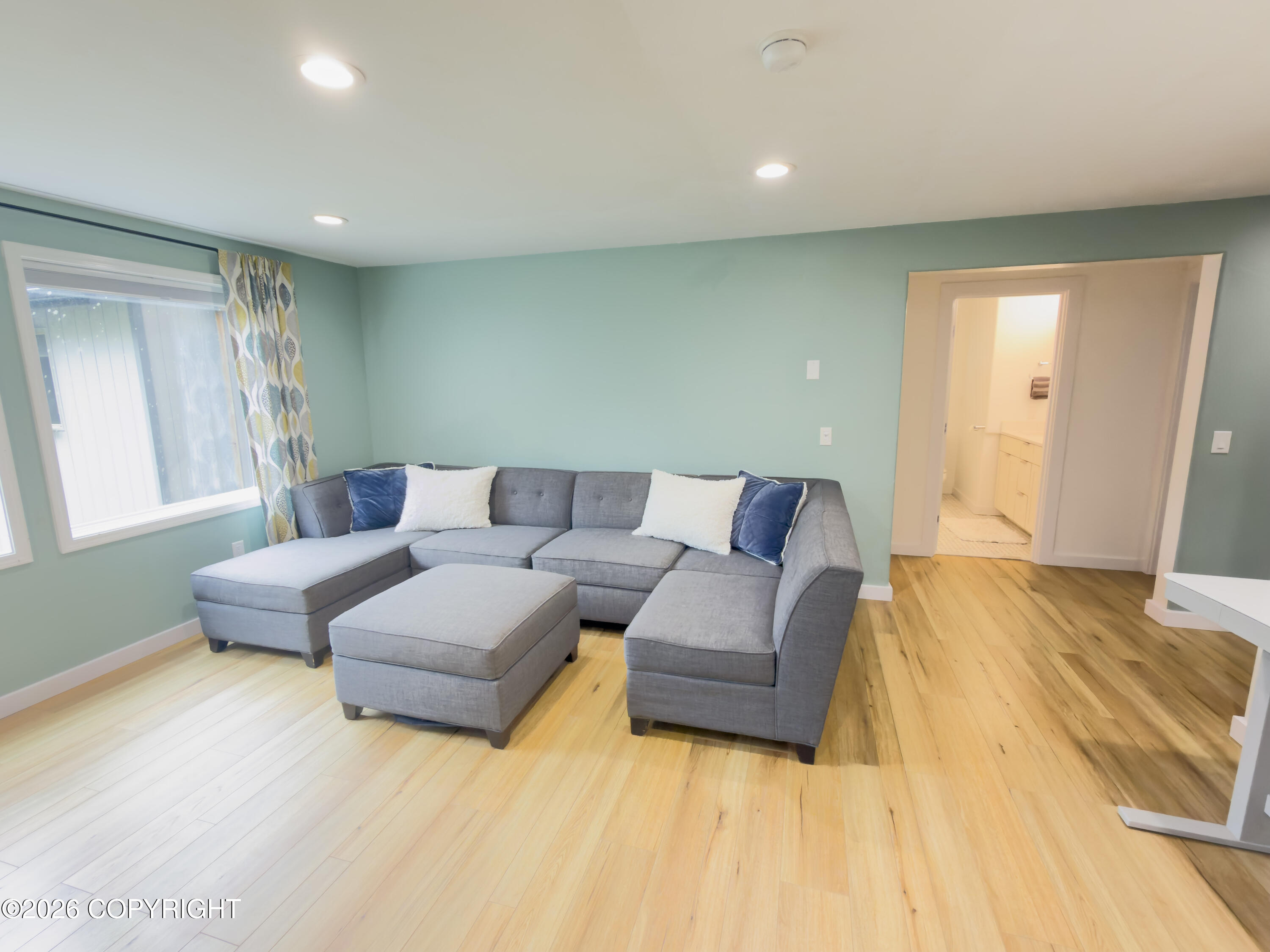 1729 Edgecumbe Drive
