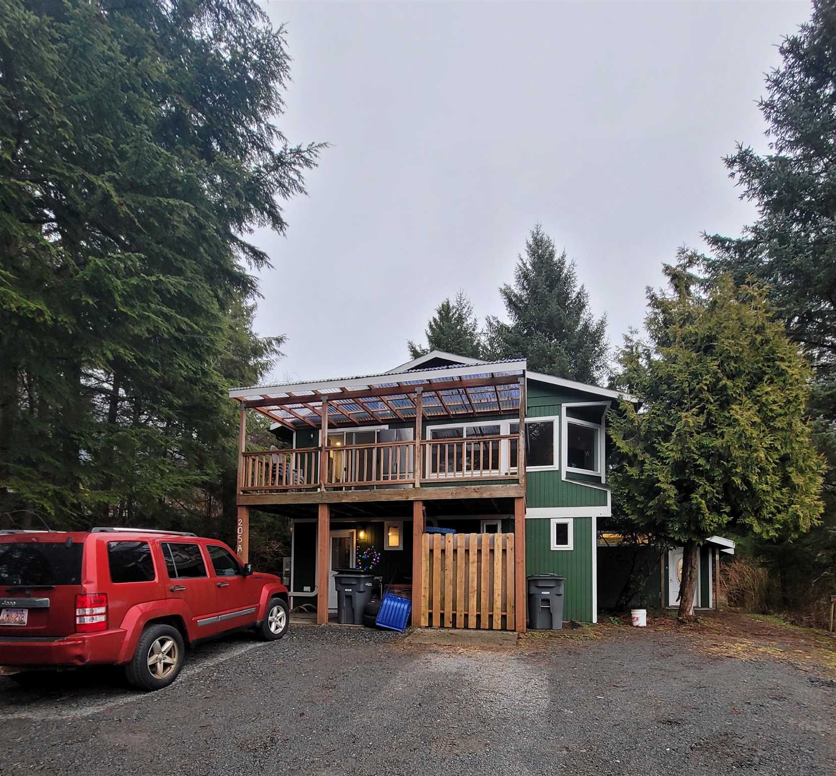 205 Lakeview Drive