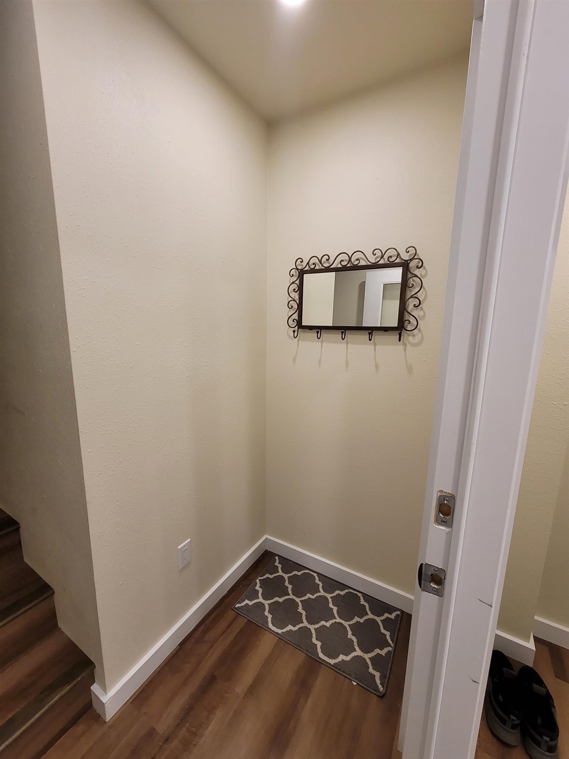 205 Lakeview Drive