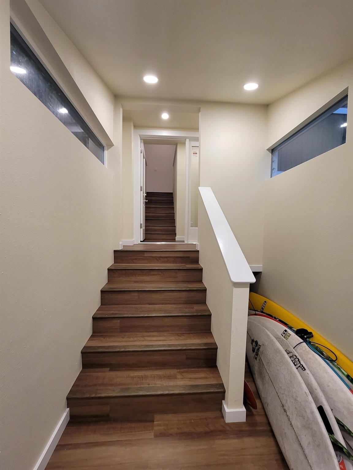 205 Lakeview Drive