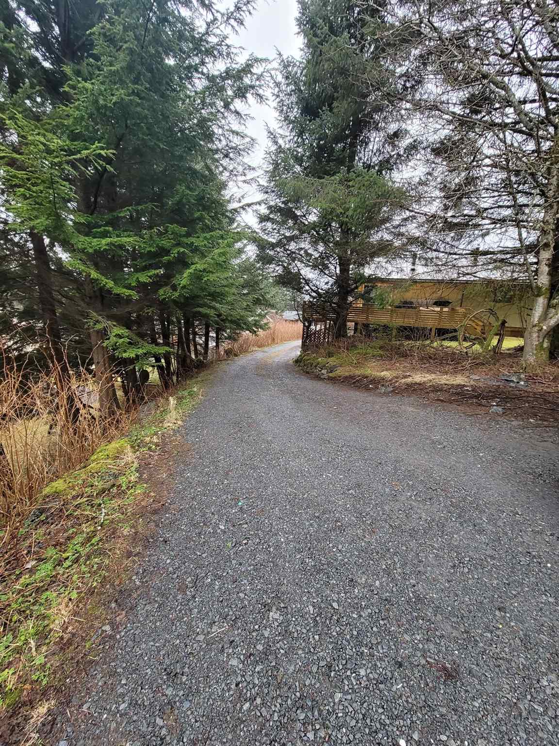205 Lakeview Drive
