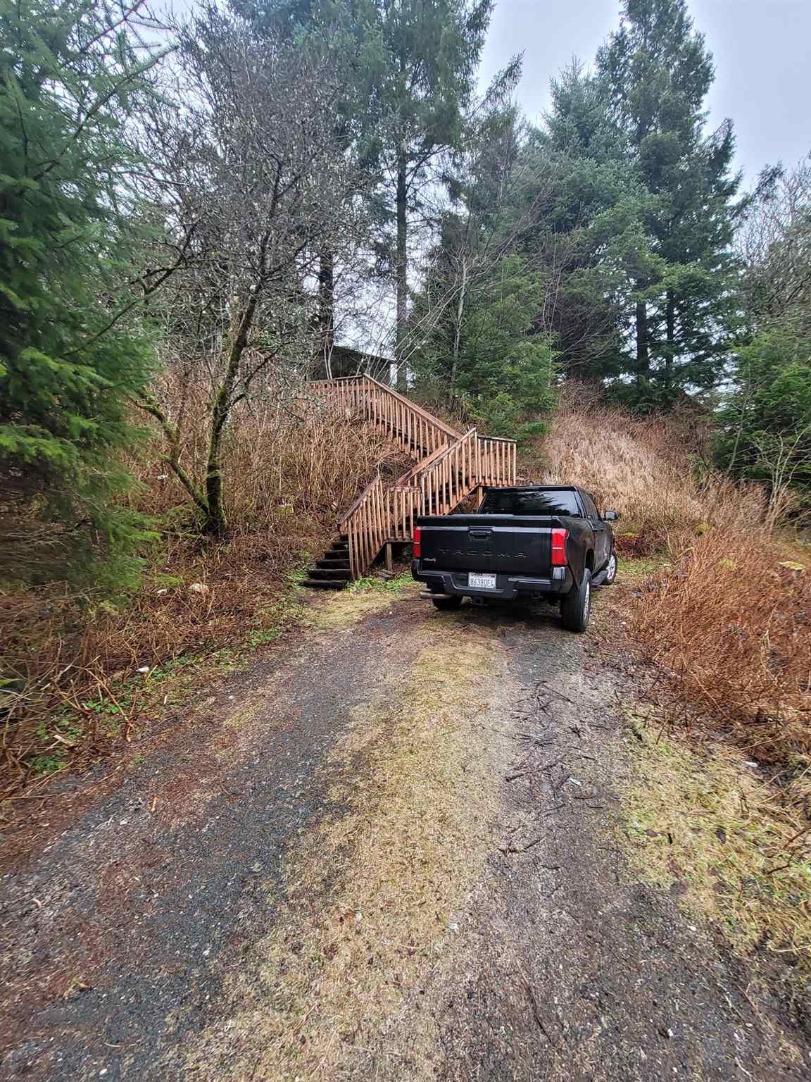 205 Lakeview Drive