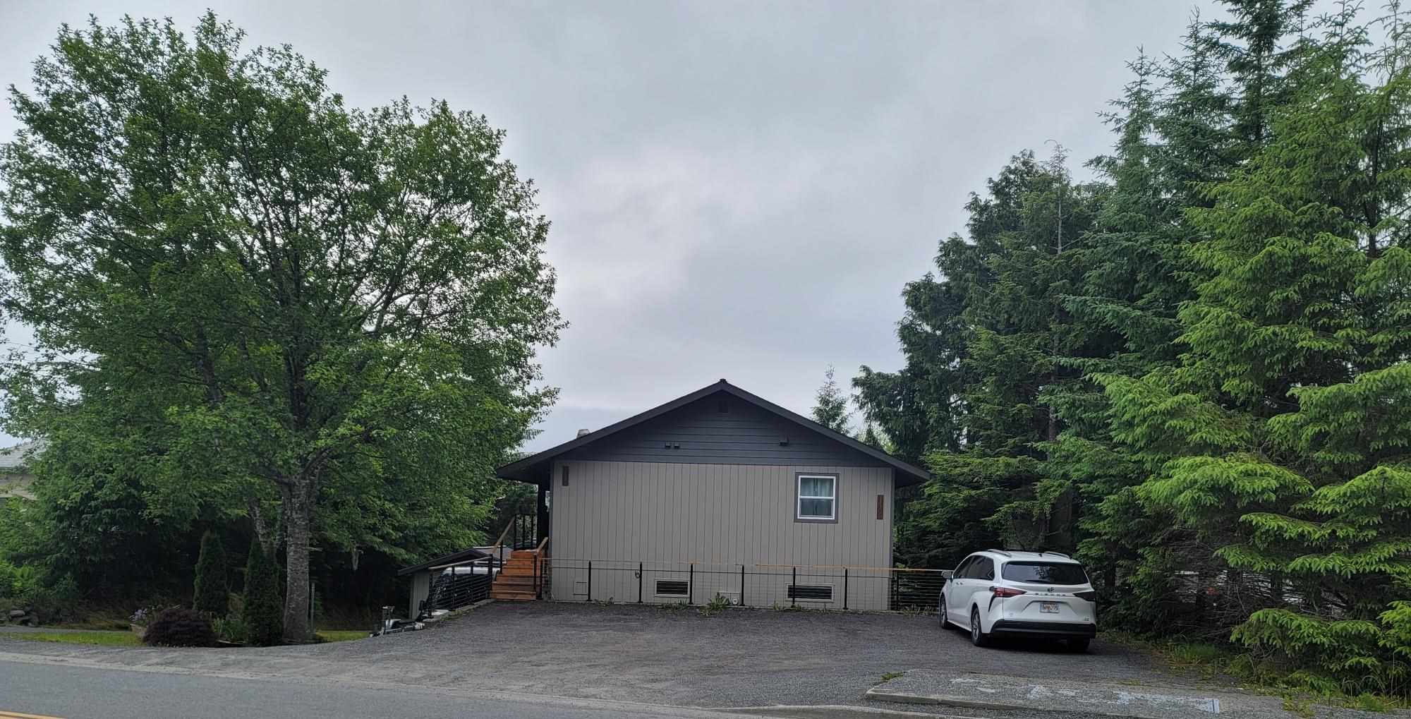 1729 Edgecumbe Drive