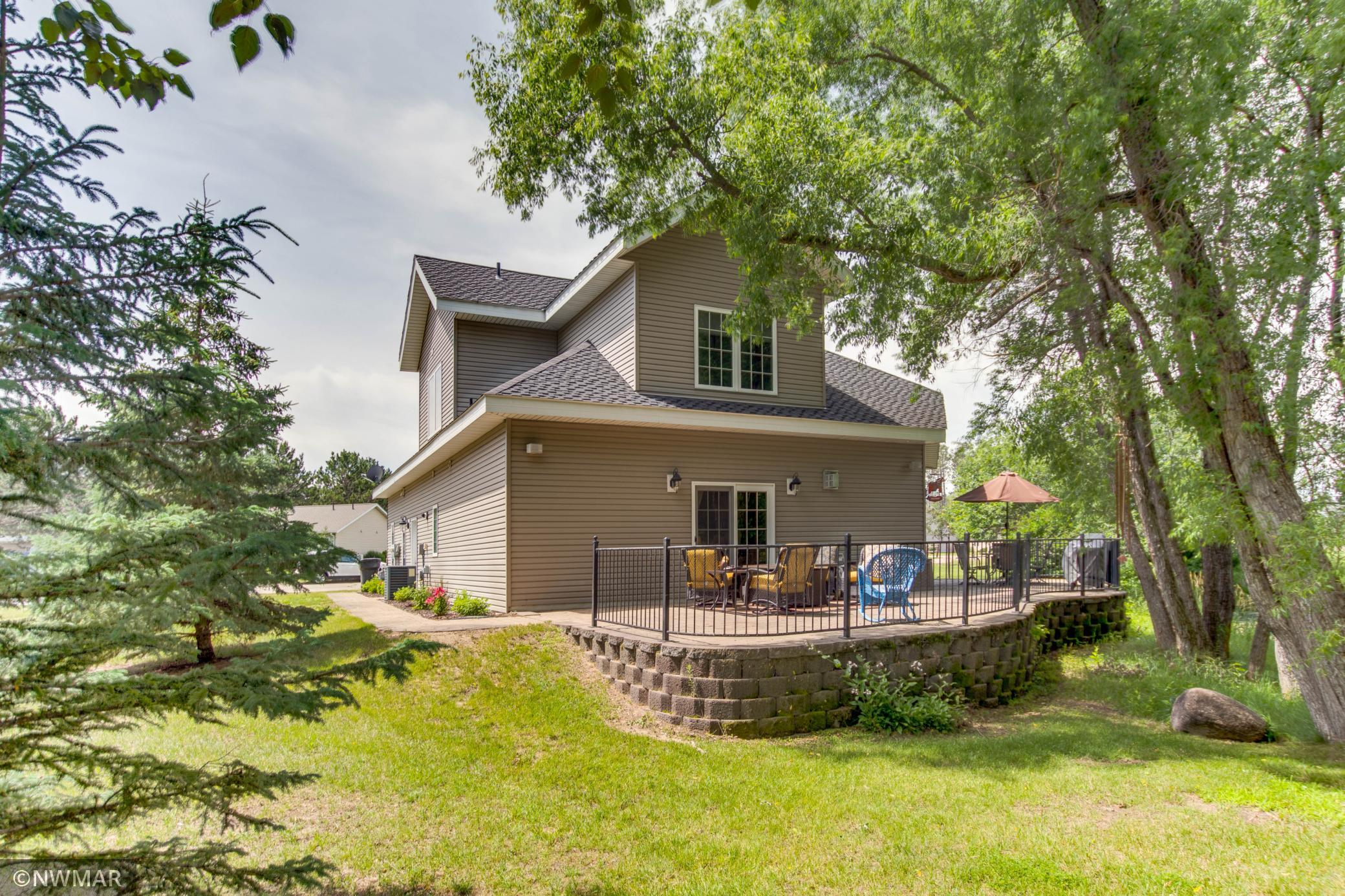 4240 Irvine Avenue NW Unit: 18