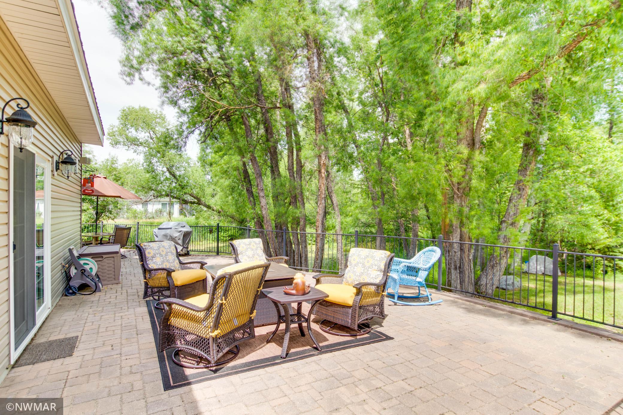 4240 Irvine Avenue NW Unit: 18