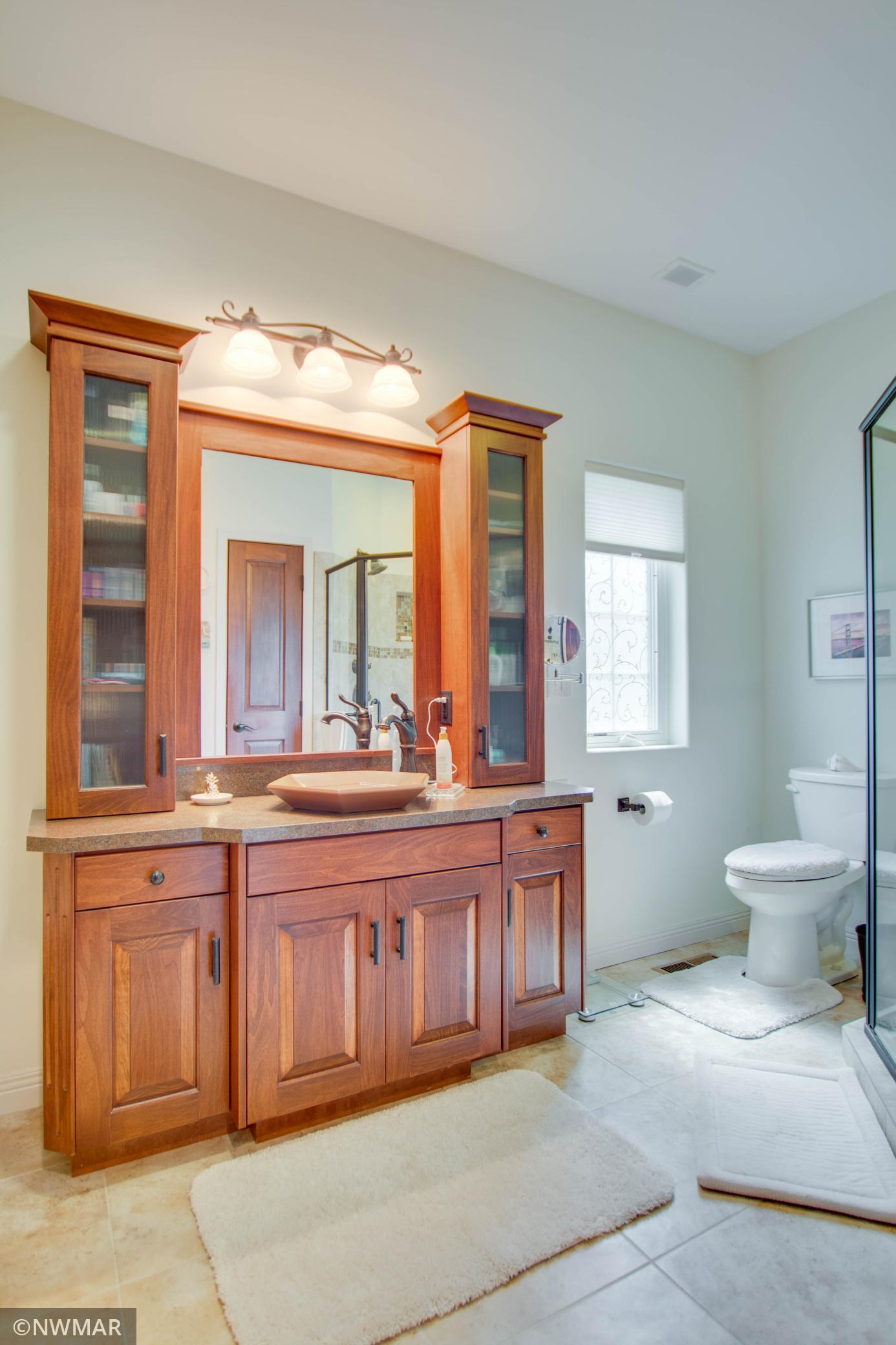 4240 Irvine Avenue NW Unit: 18