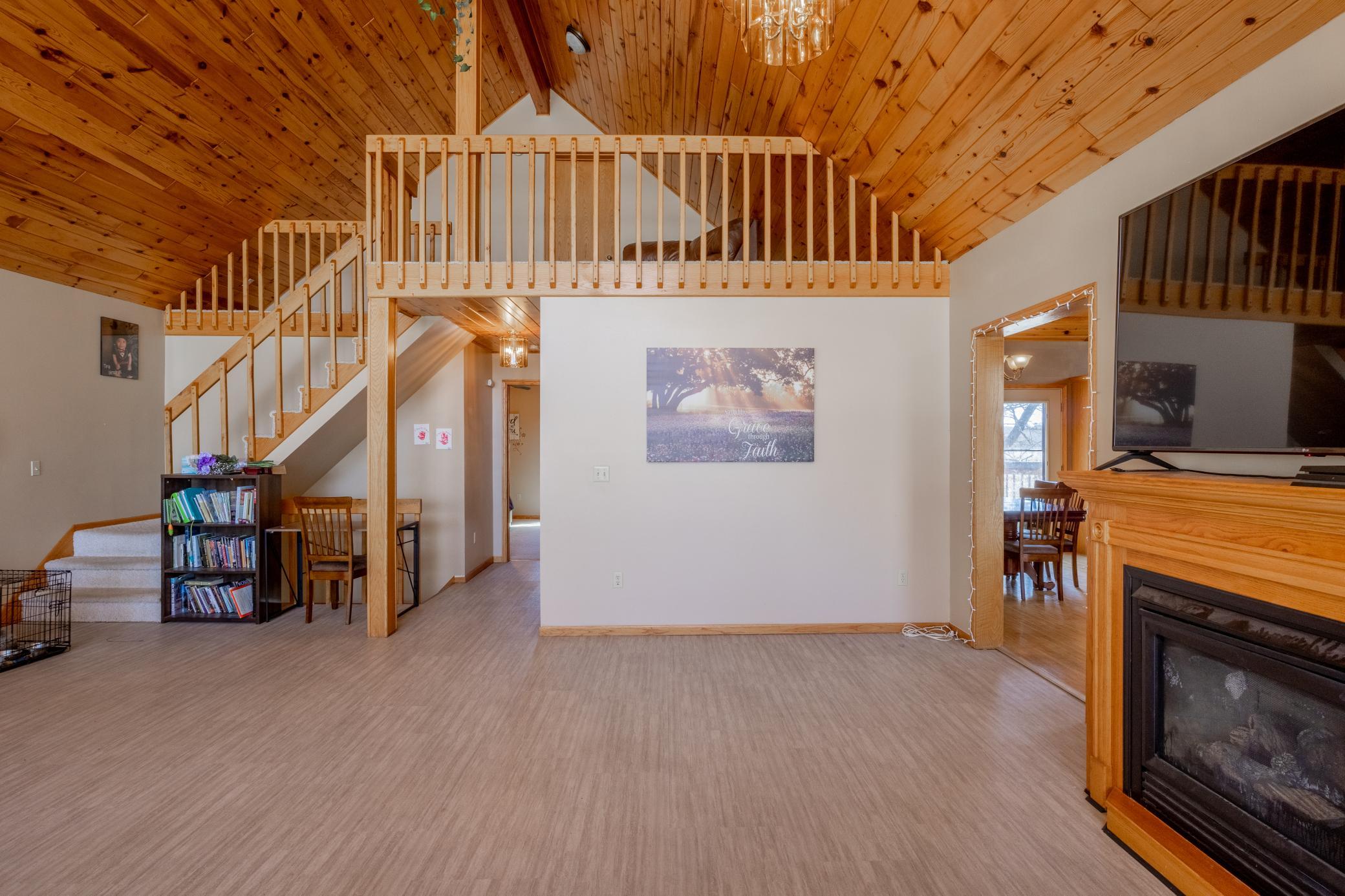 32557 County 30