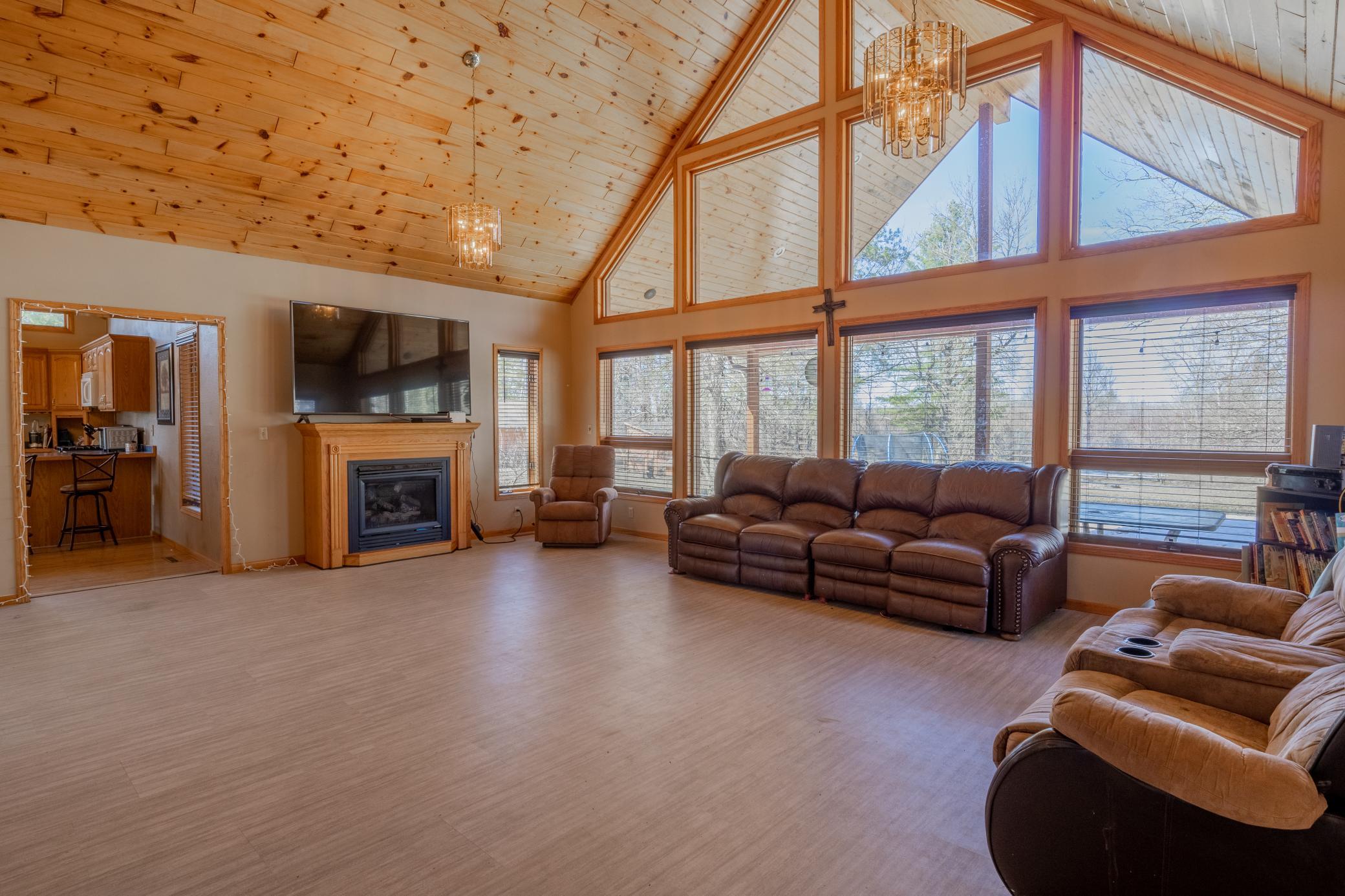 32557 County 30