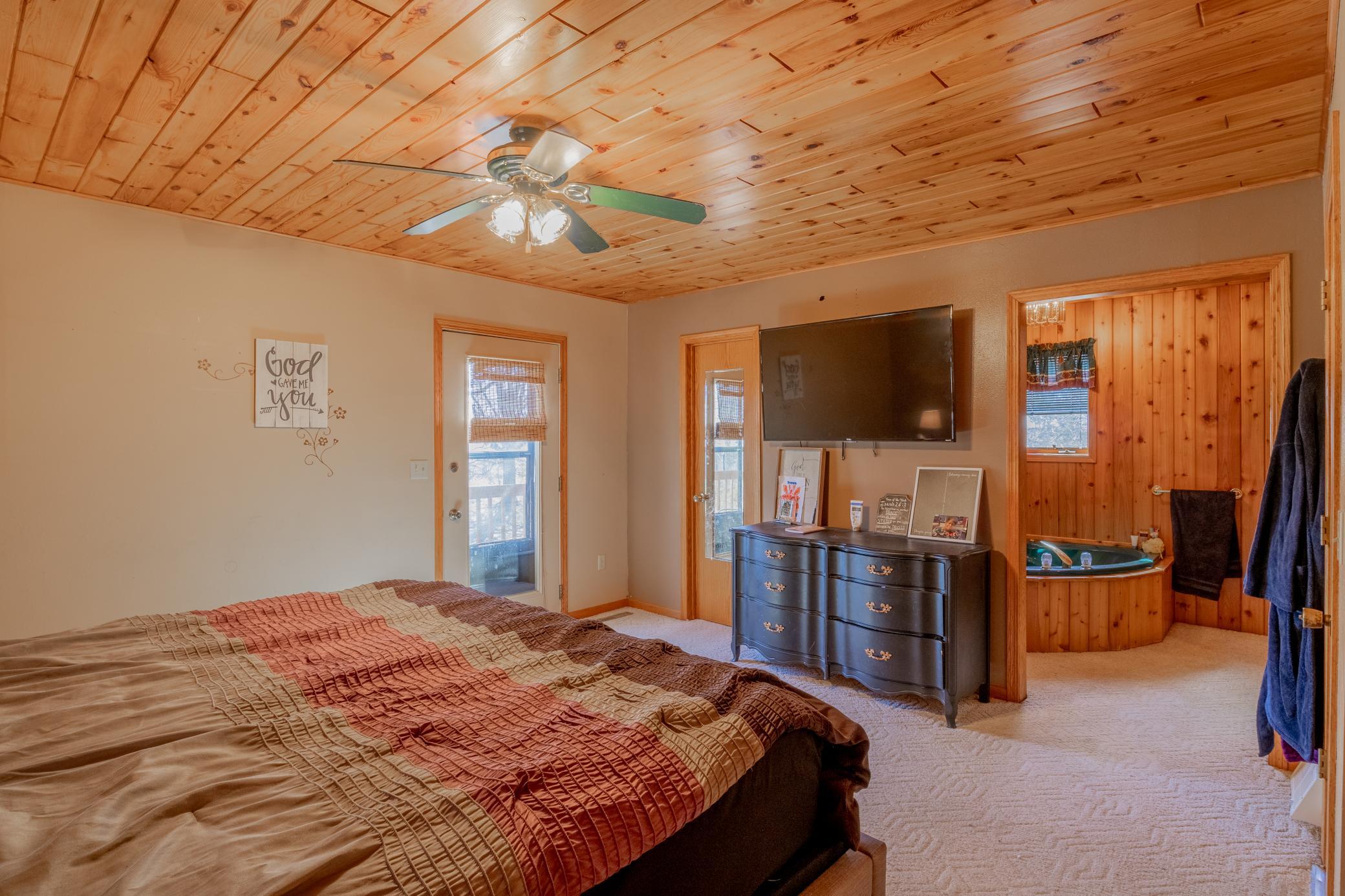 32557 County 30
