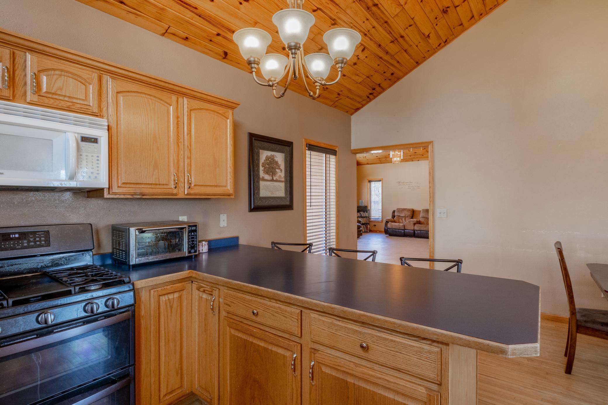 32557 County 30