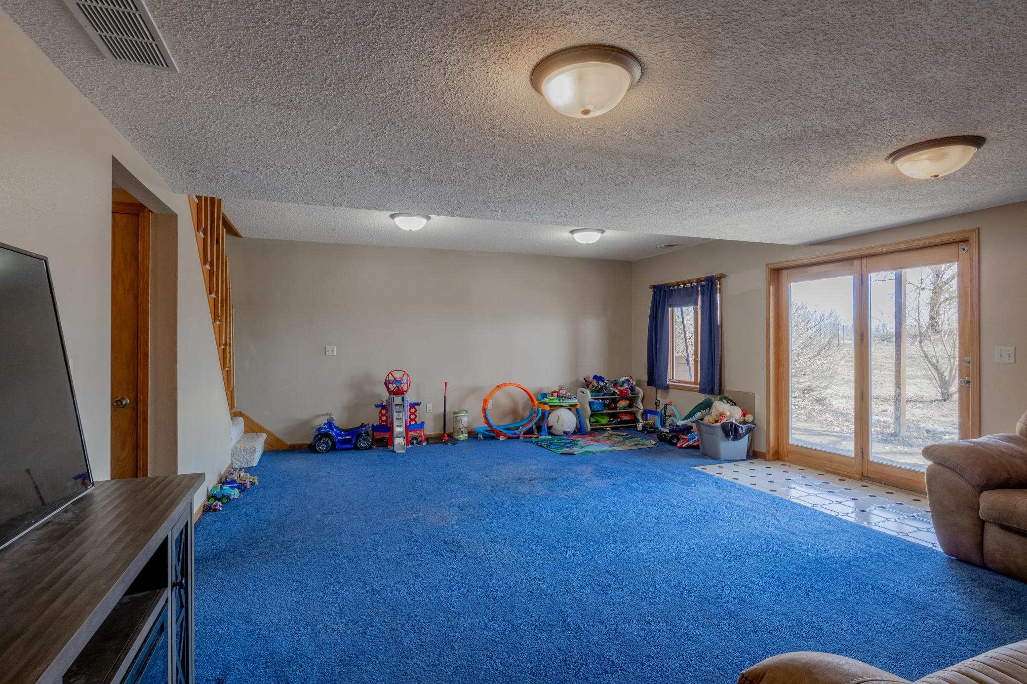 32557 County 30