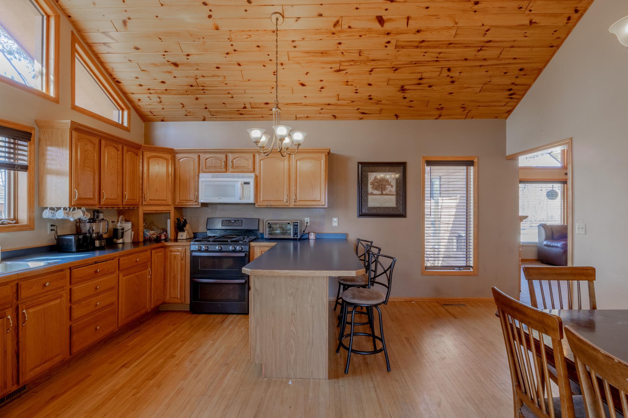 32557 County 30