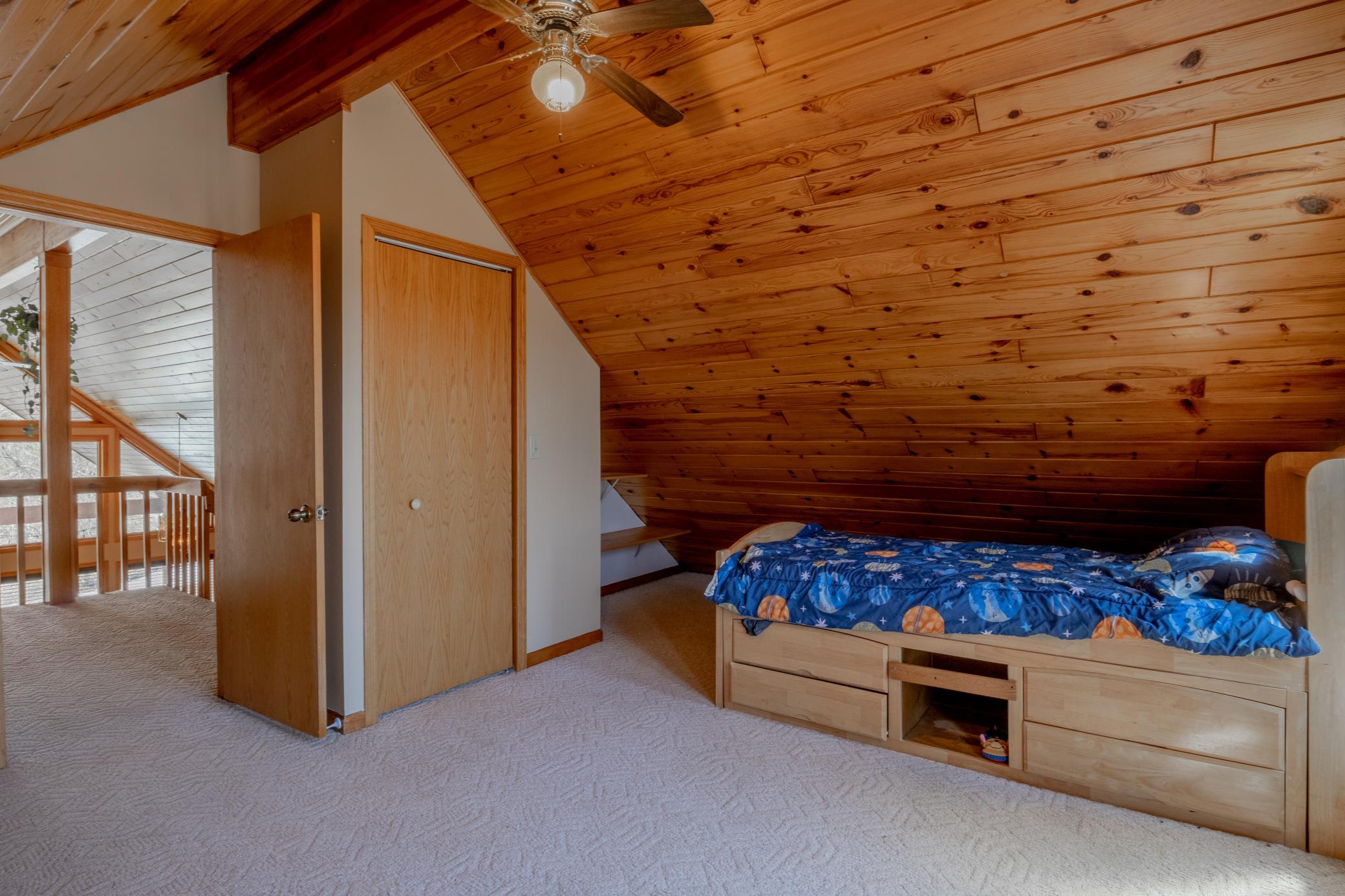 32557 County 30