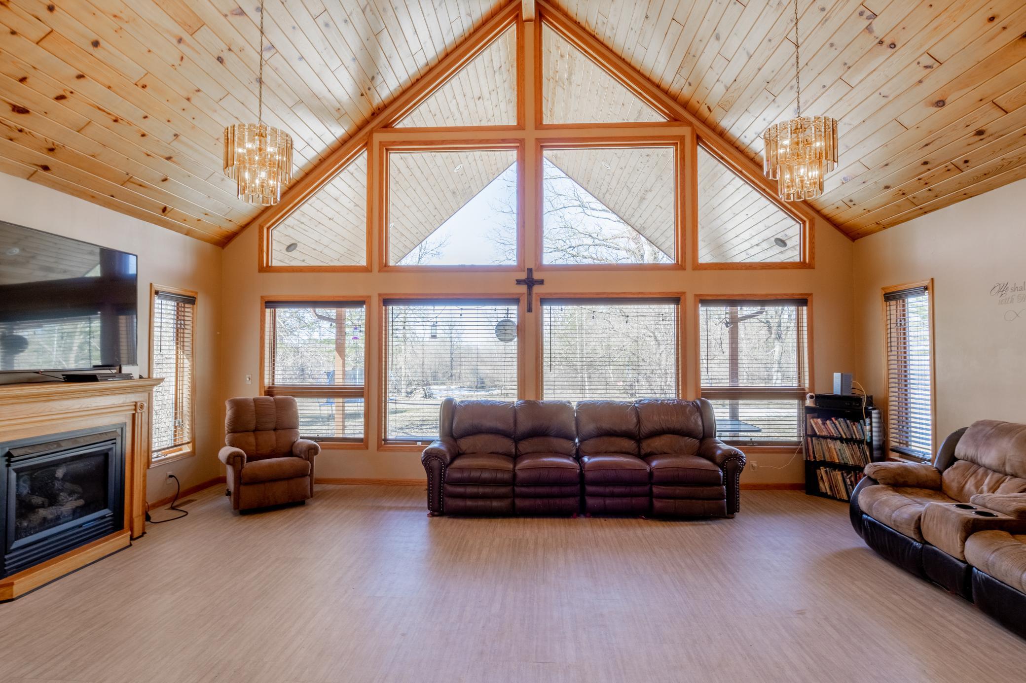 32557 County 30