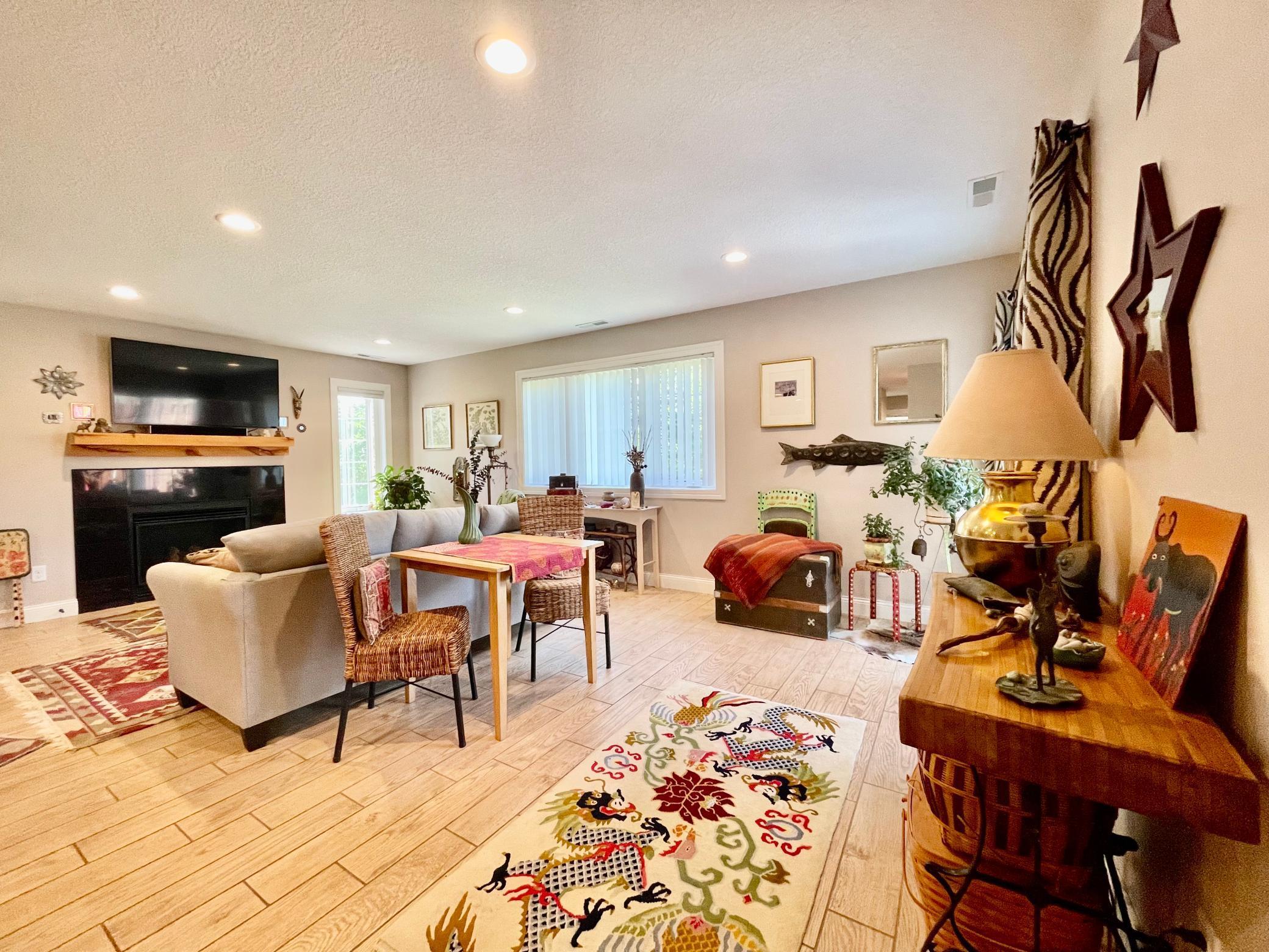 6809 Hamilton Park NW Unit: 30