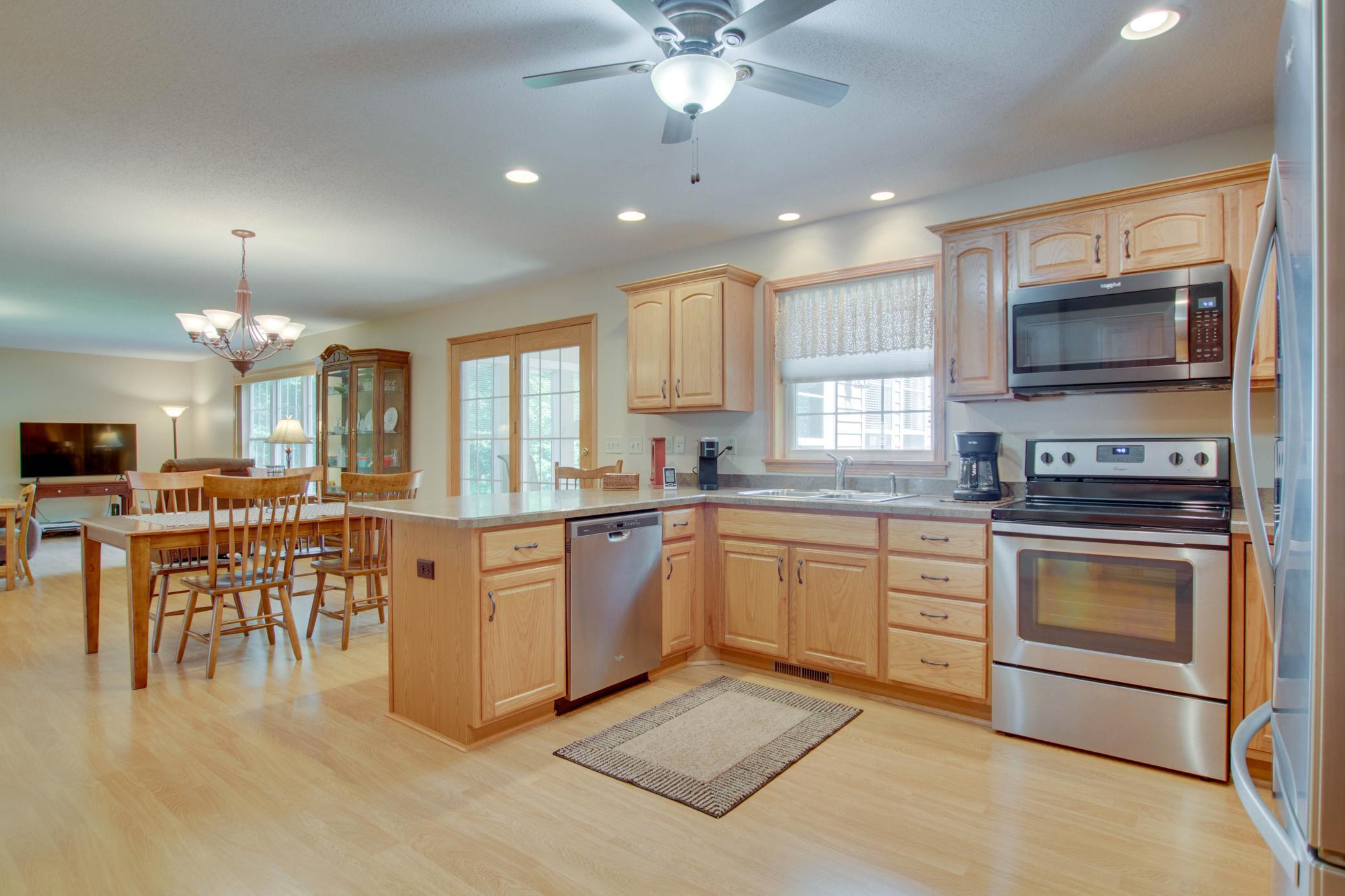 25079 County 9