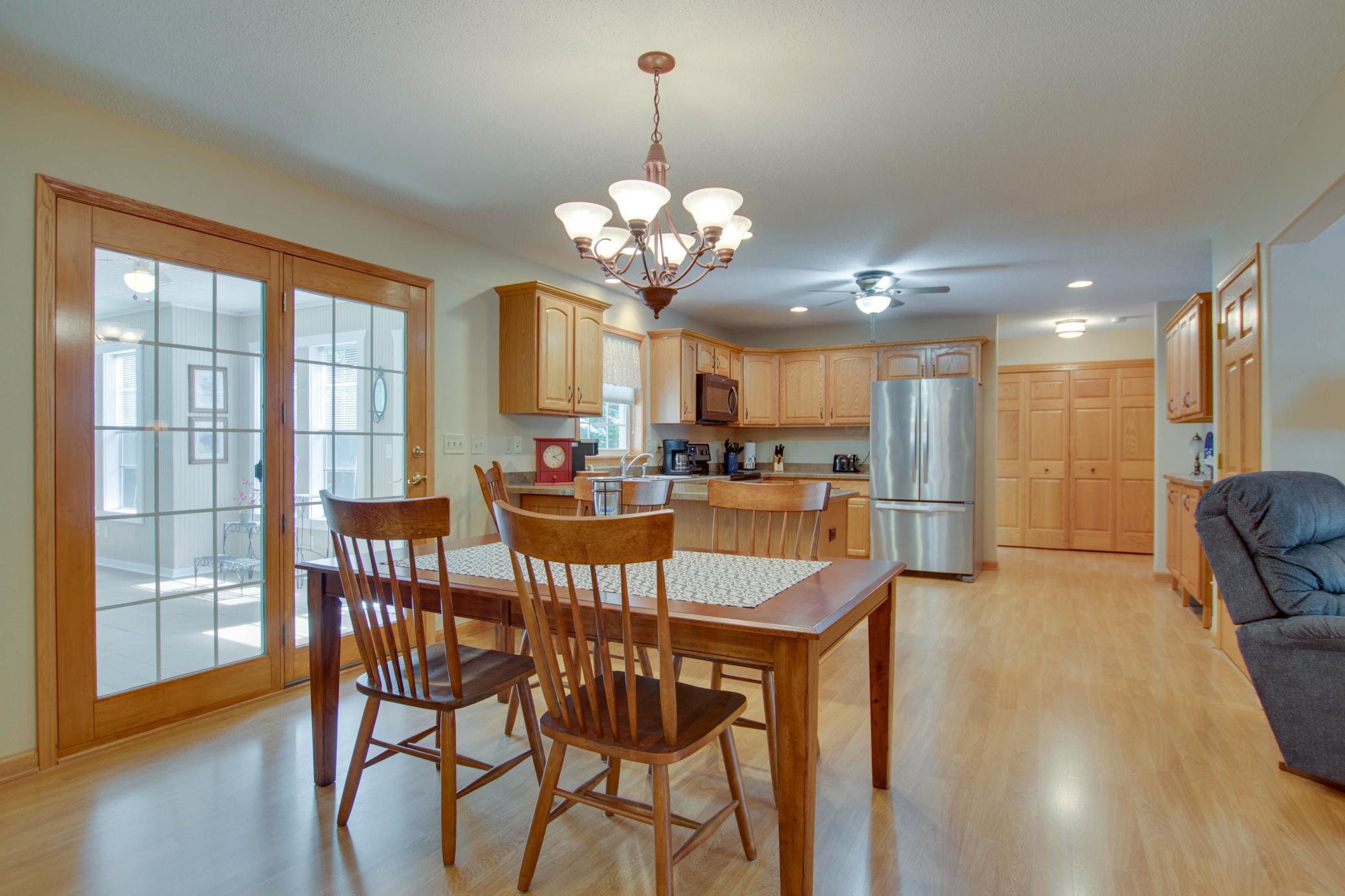 25079 County 9