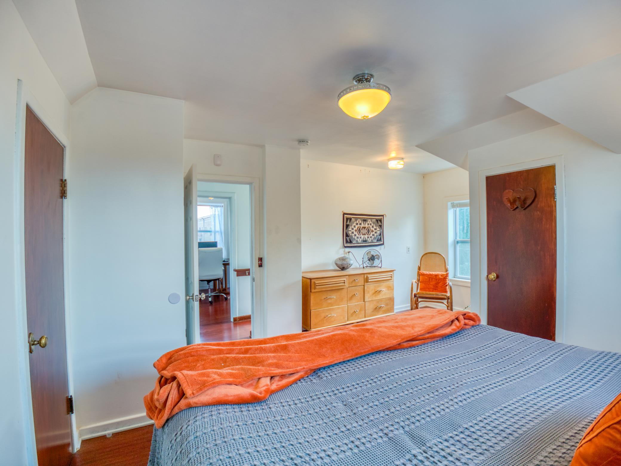 311 8th Street NW