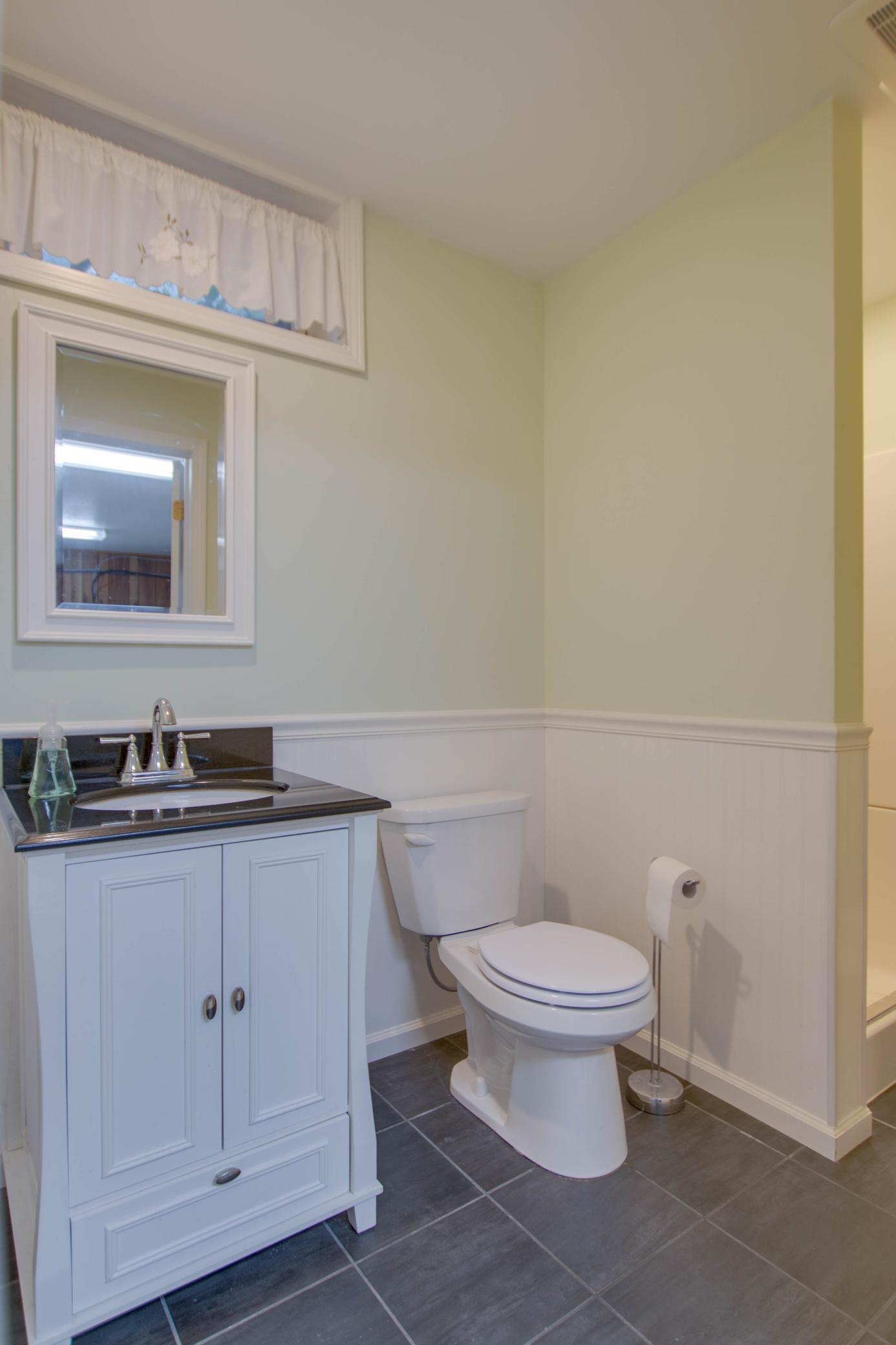 153 Lakewood Drive NW