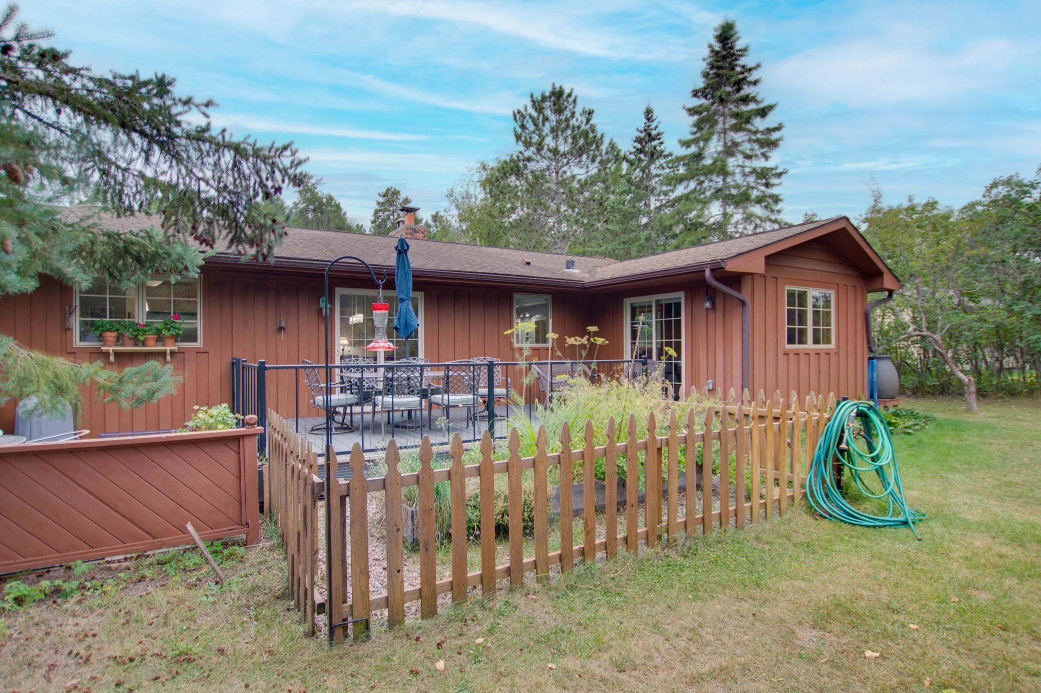 153 Lakewood Drive NW