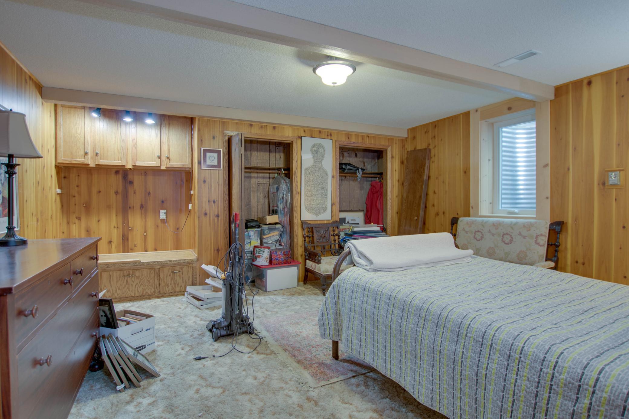 153 Lakewood Drive NW