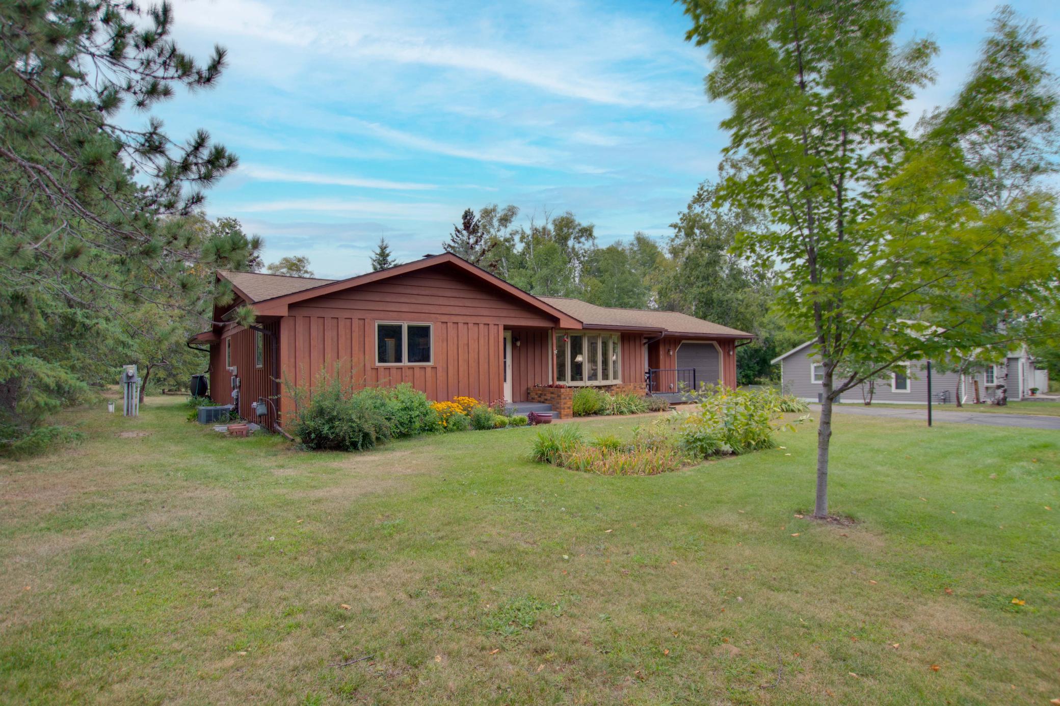 153 Lakewood Drive NW