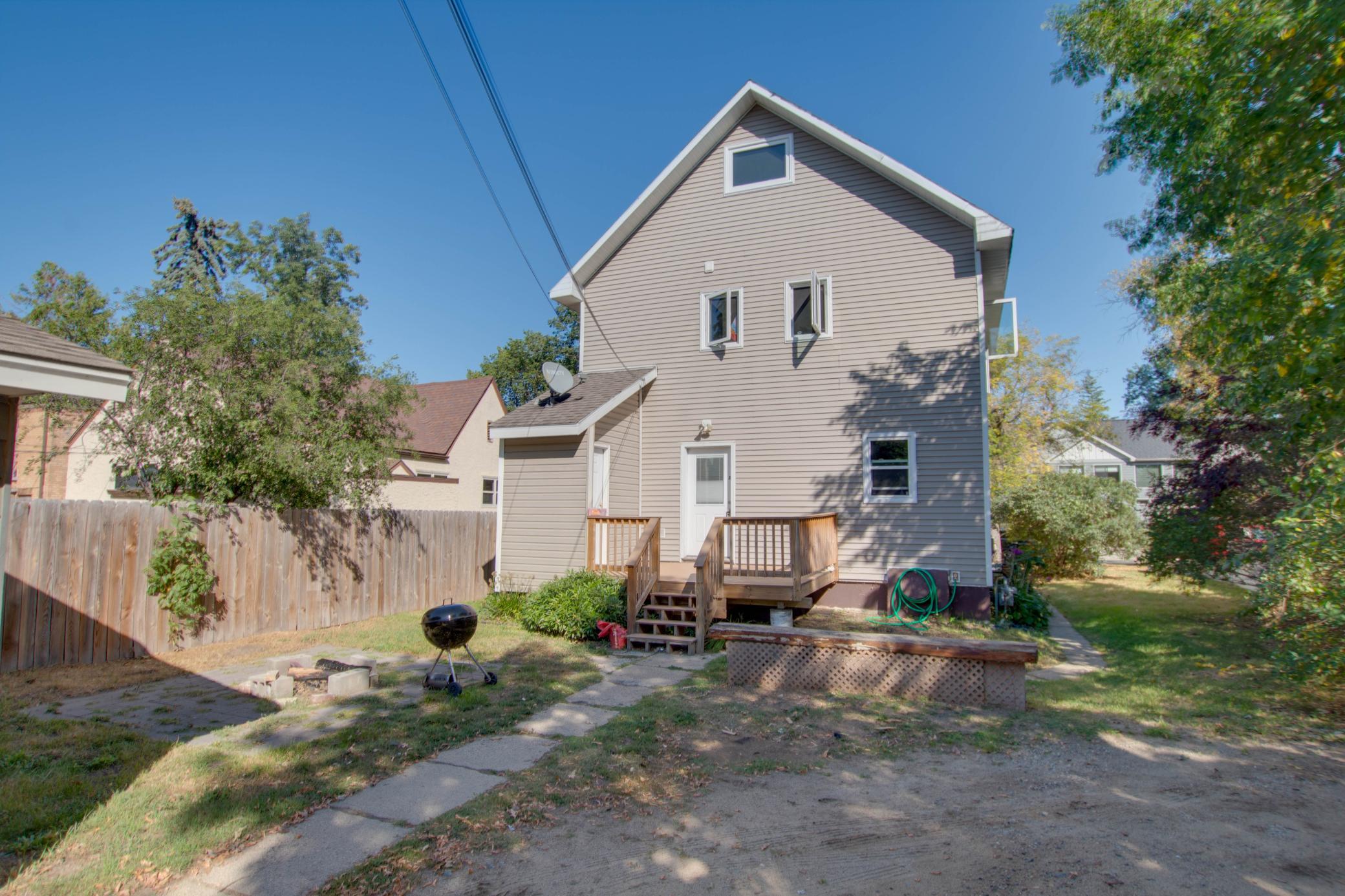 1315 Bixby Avenue NE