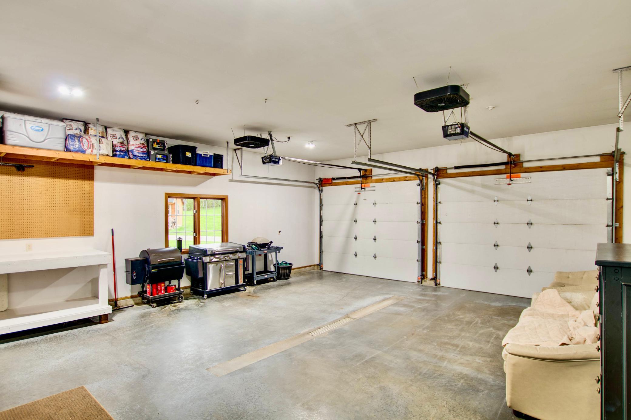 1677 Silver Lake Road NW