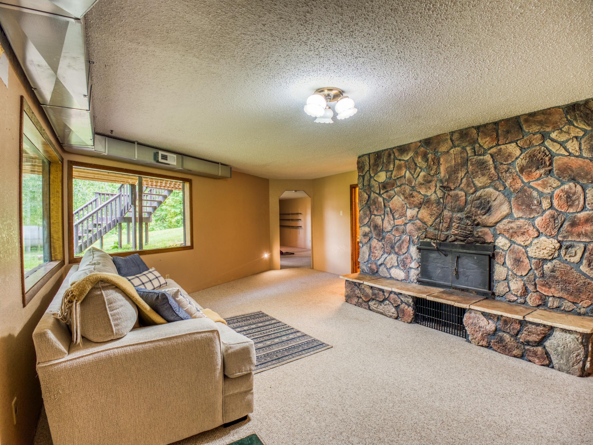 2883 Sawyer Road SW