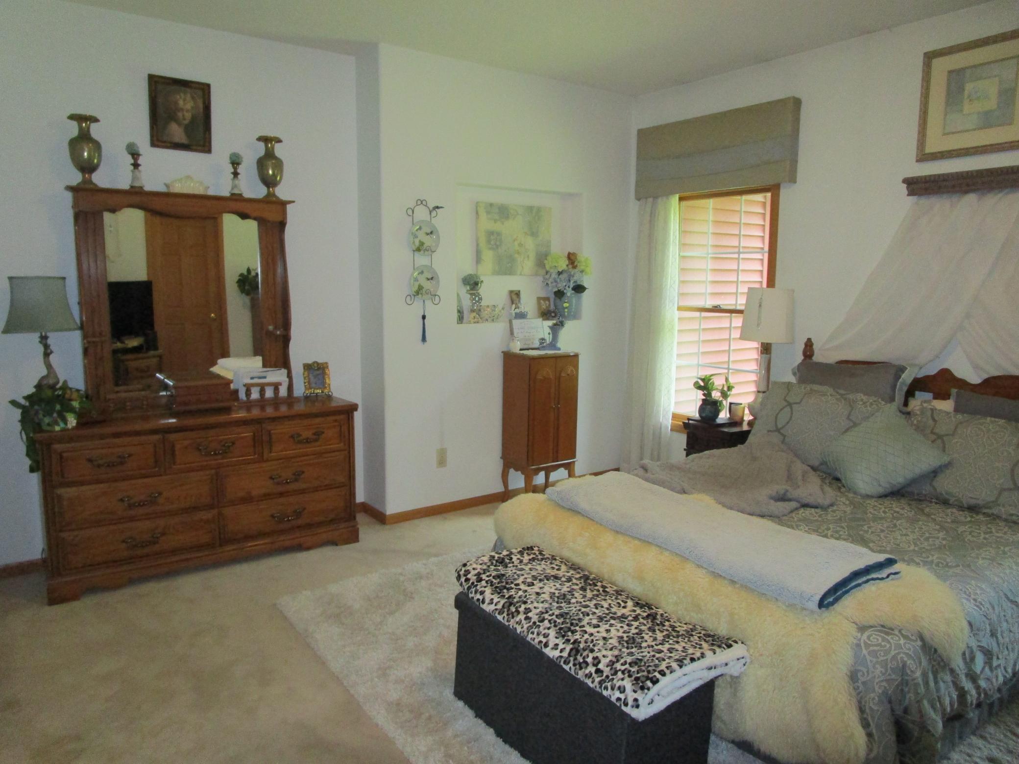 1856 Oak Ridge Road SW