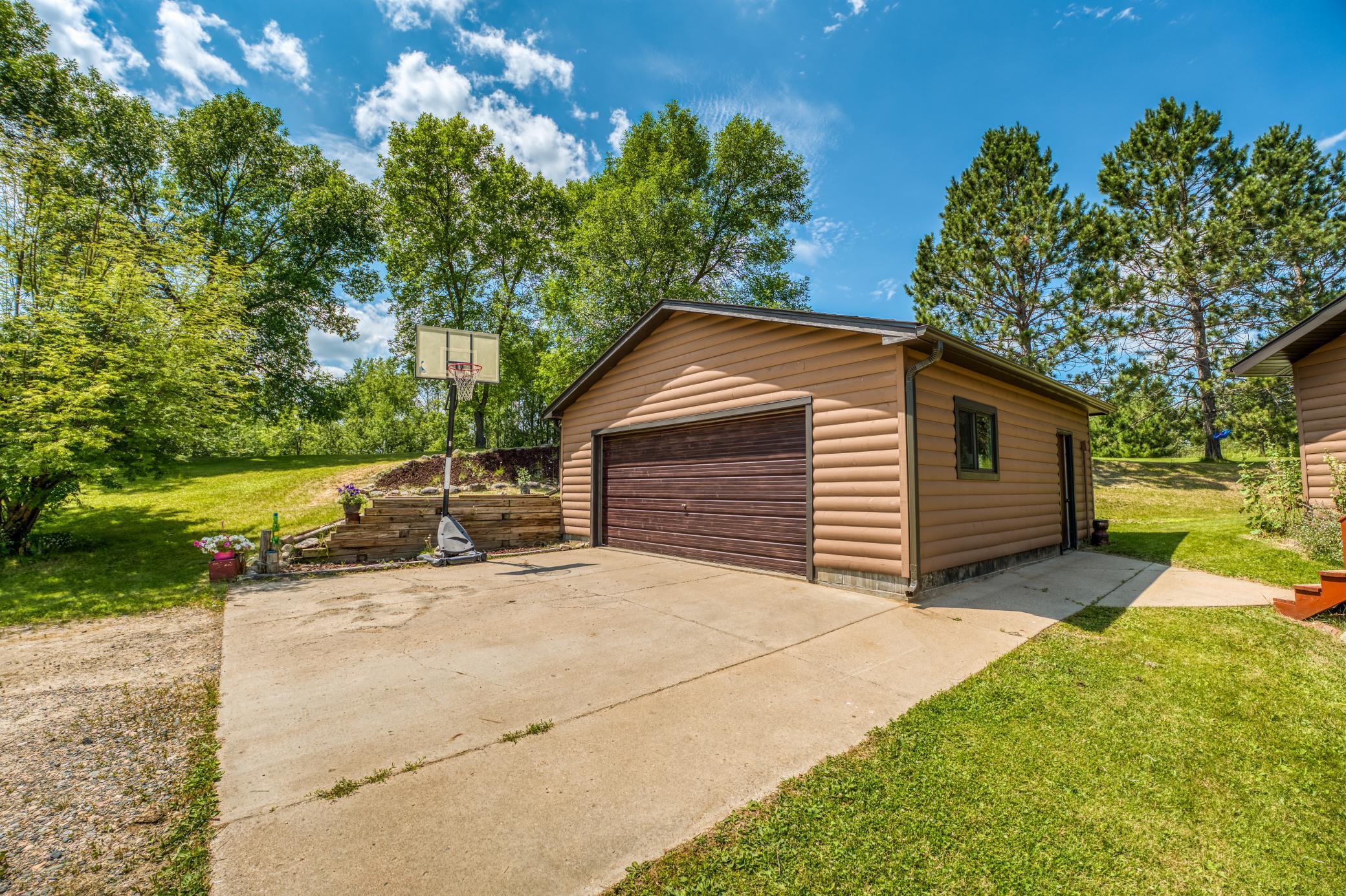 17287 Three Culverts Road NE