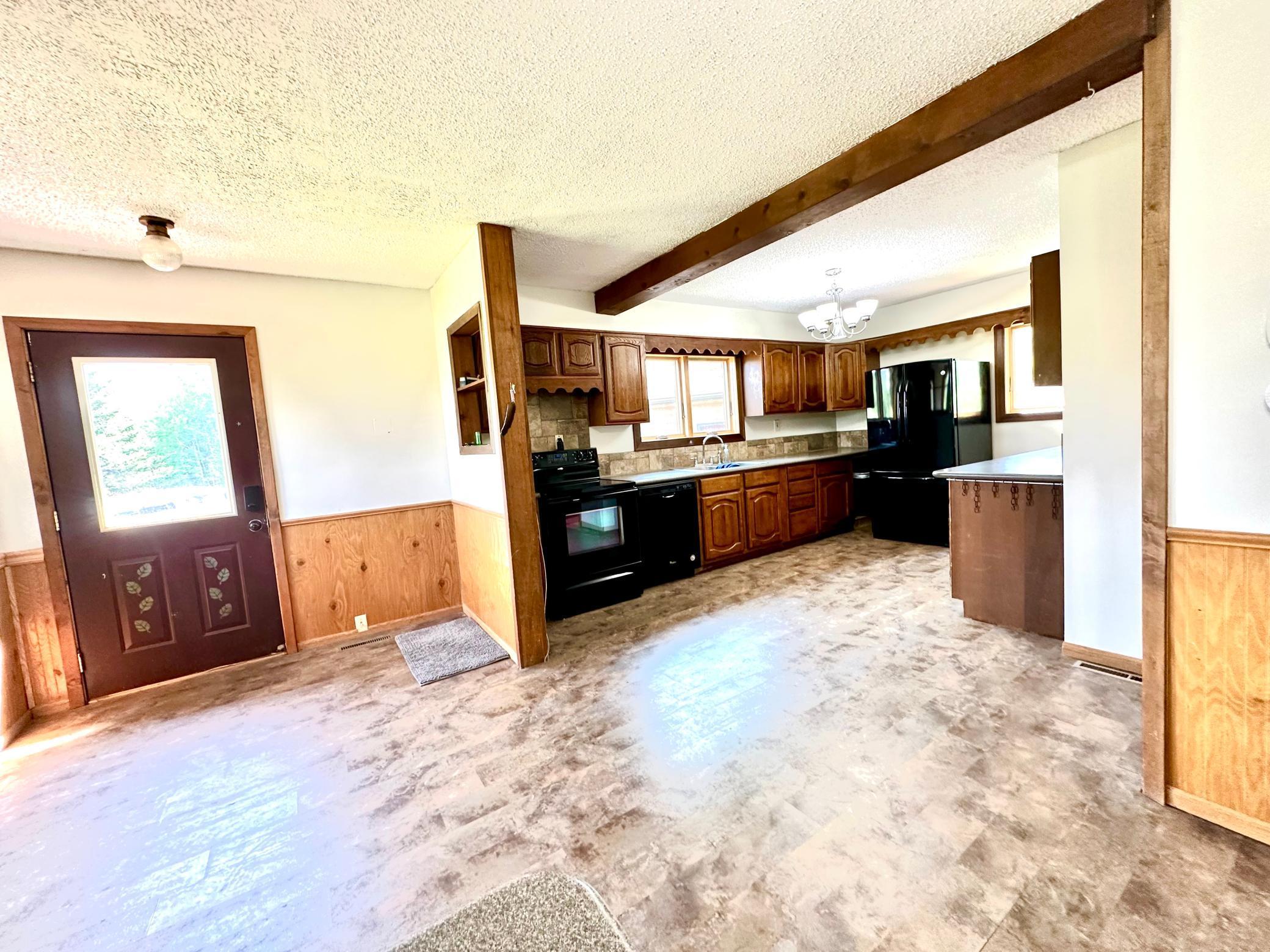 17287 Three Culverts Road NE