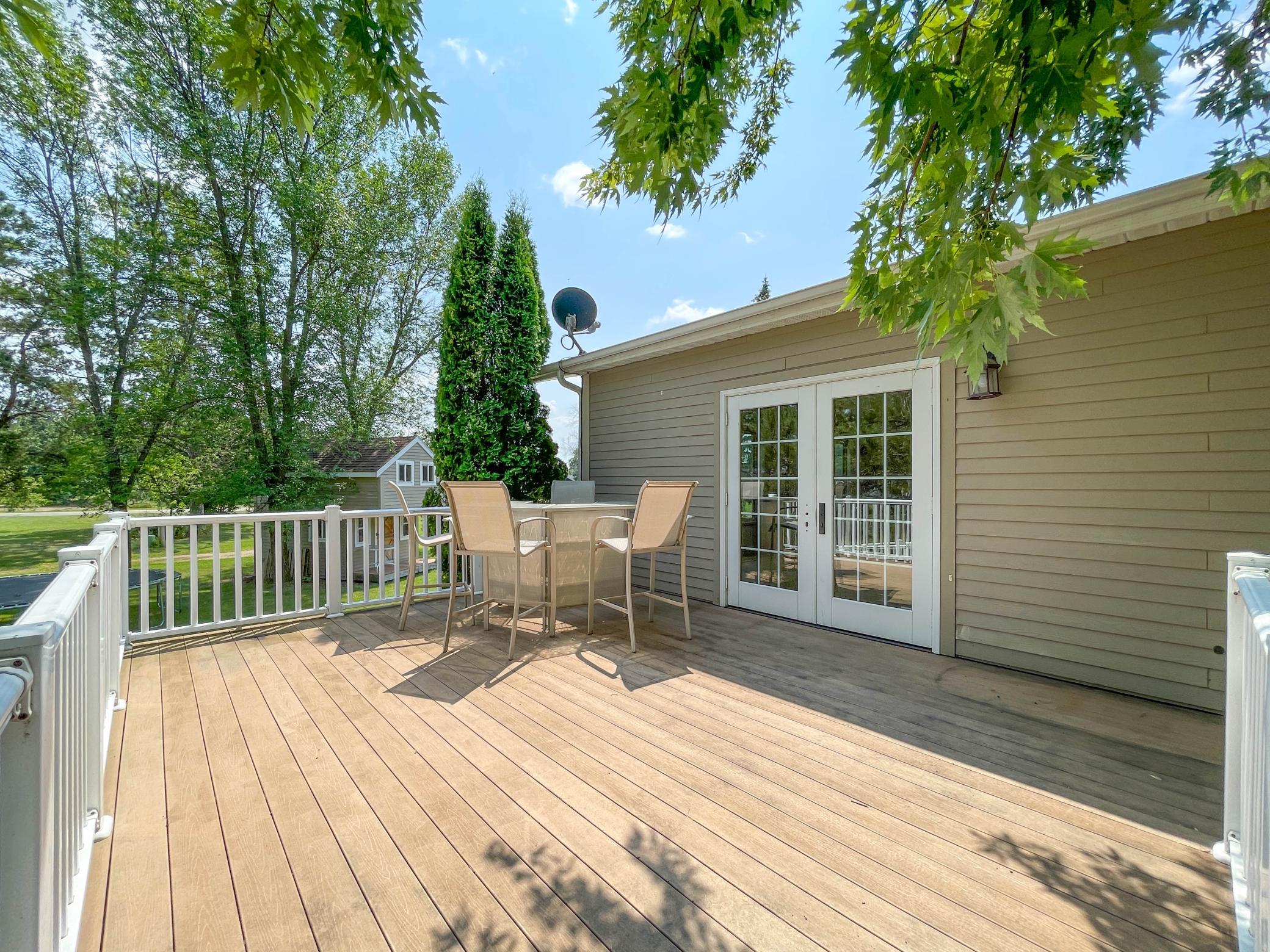 906 Patricia Lane NW