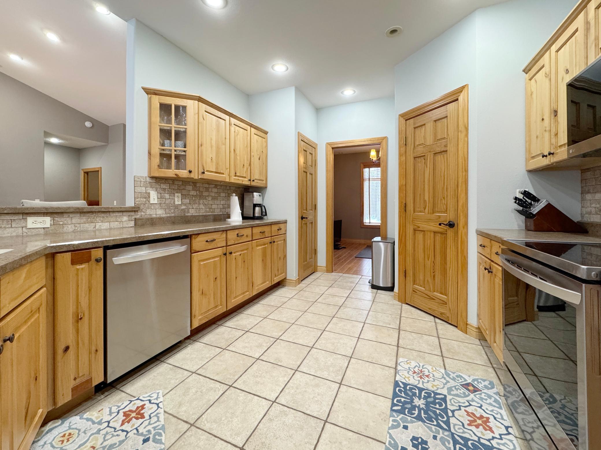 49911 Tallwood Trail