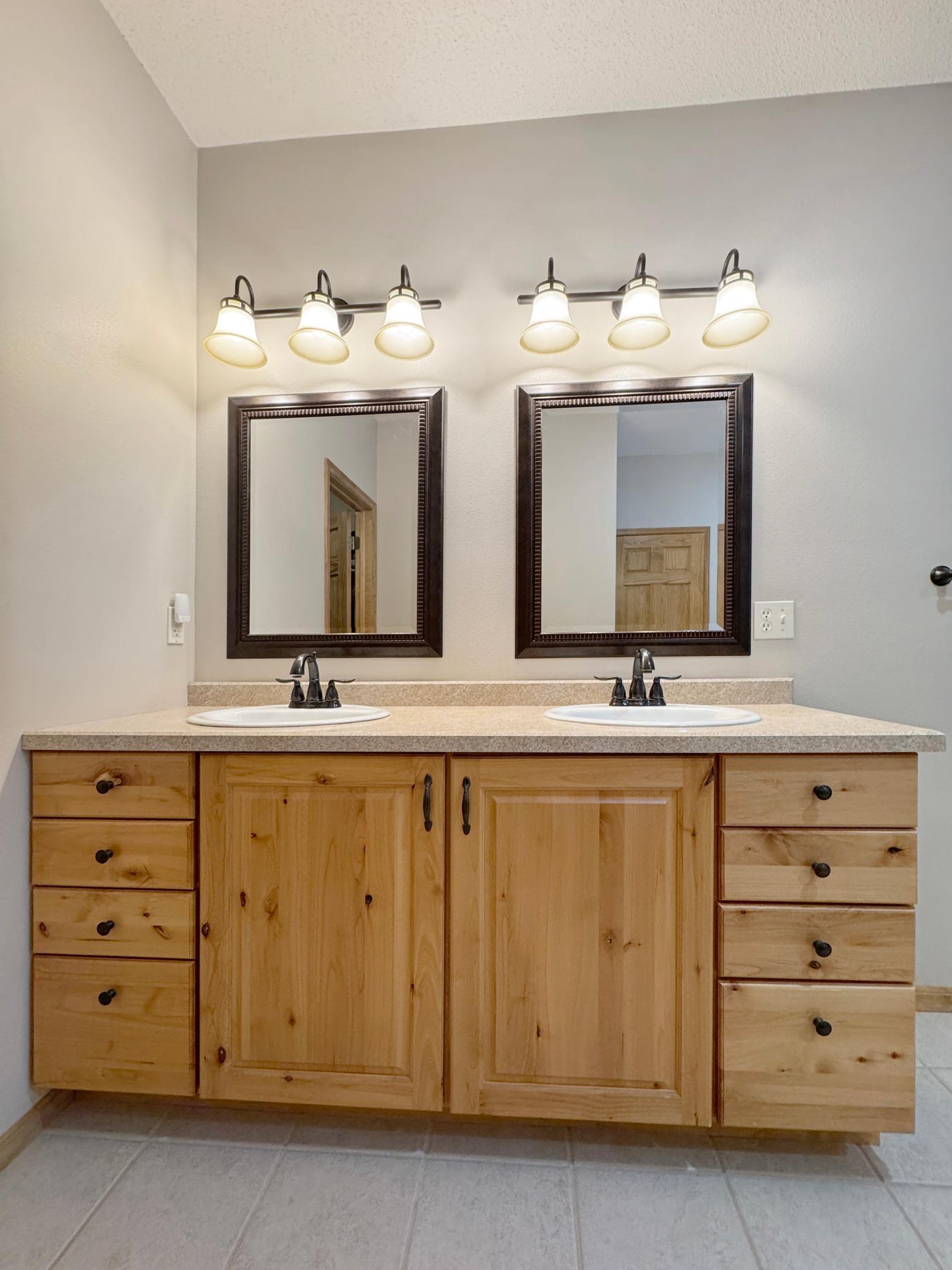 49911 Tallwood Trail