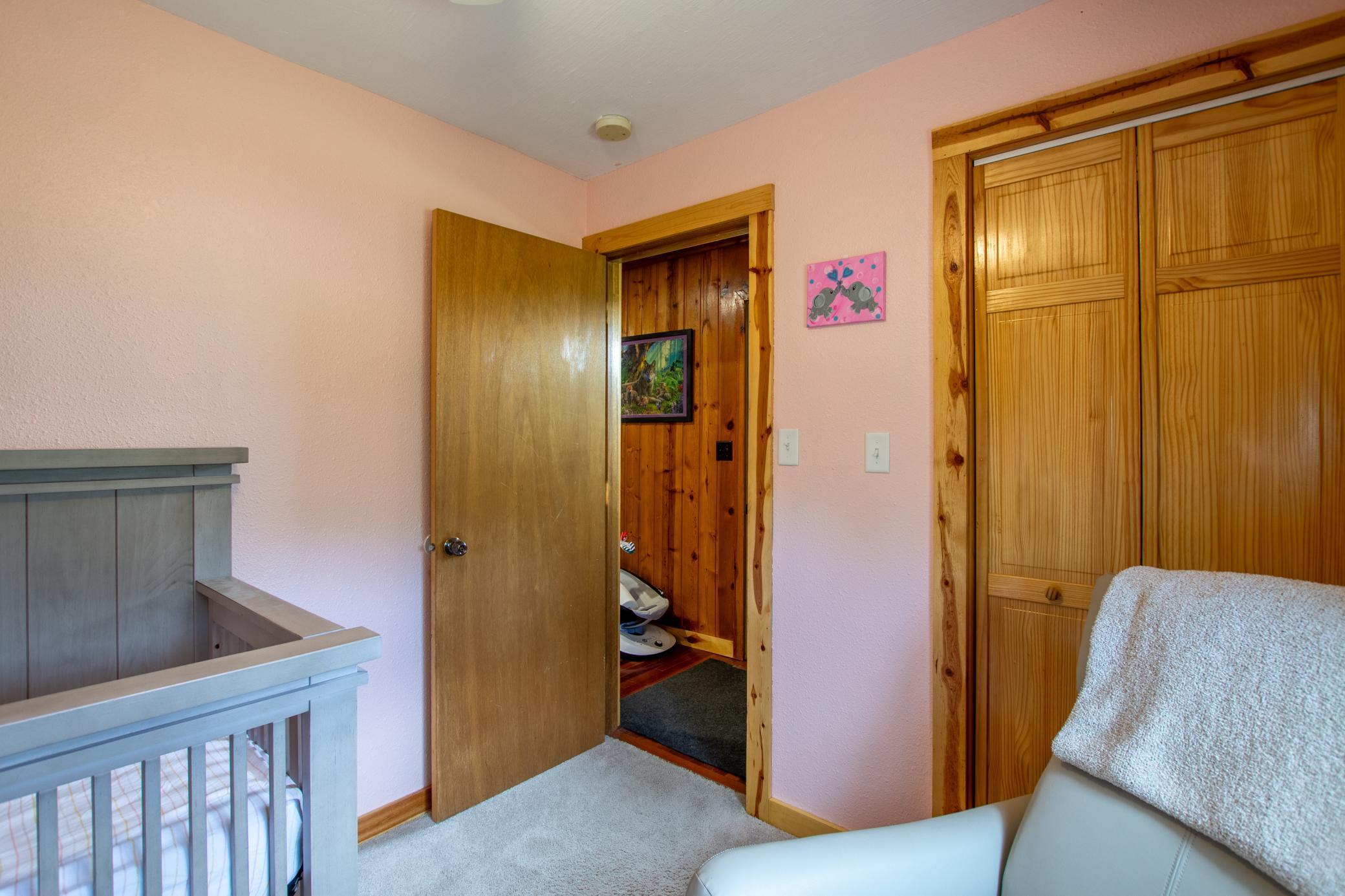 2405 Alyce Court NW