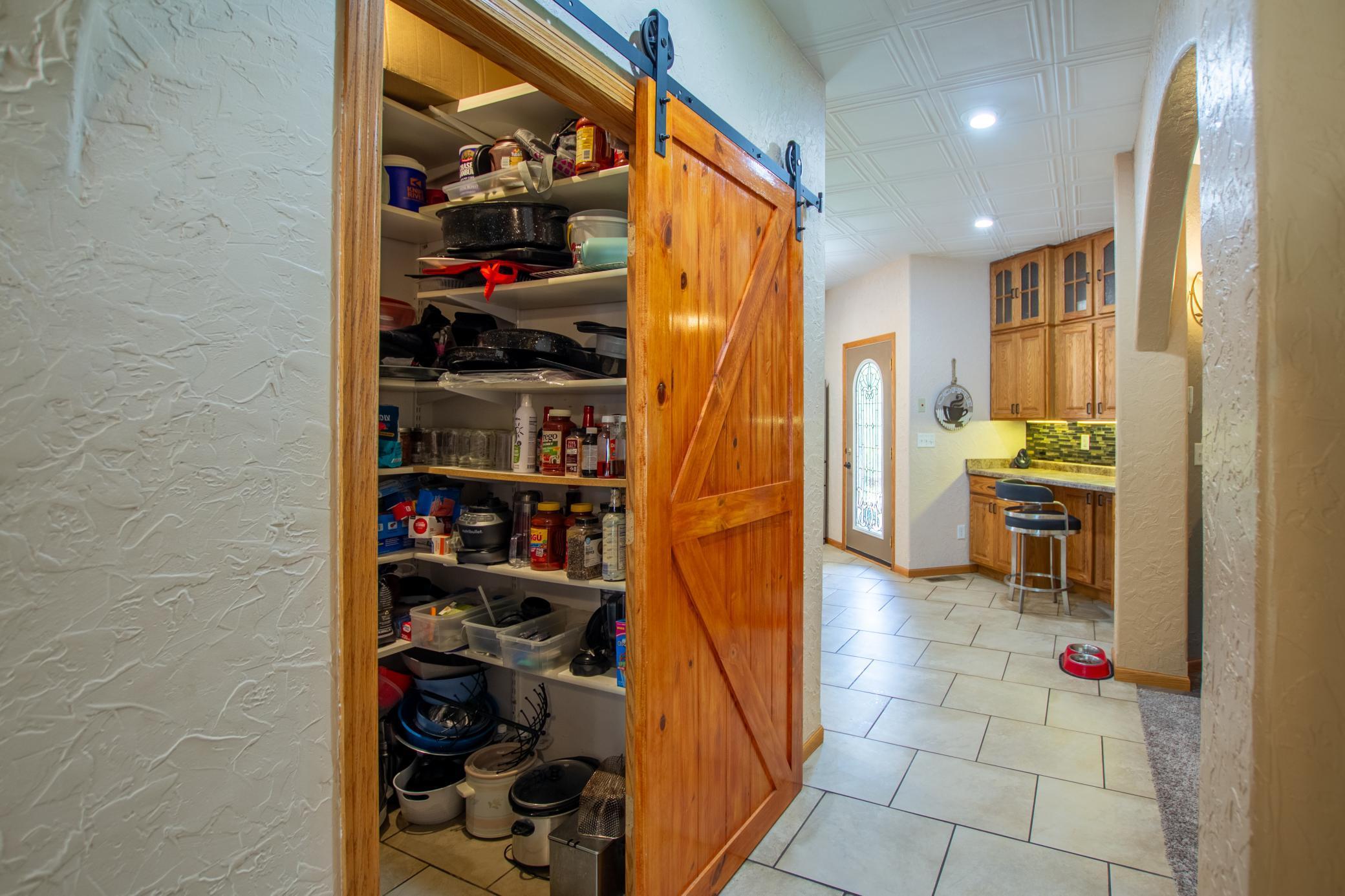 45745 Roxbury Drive