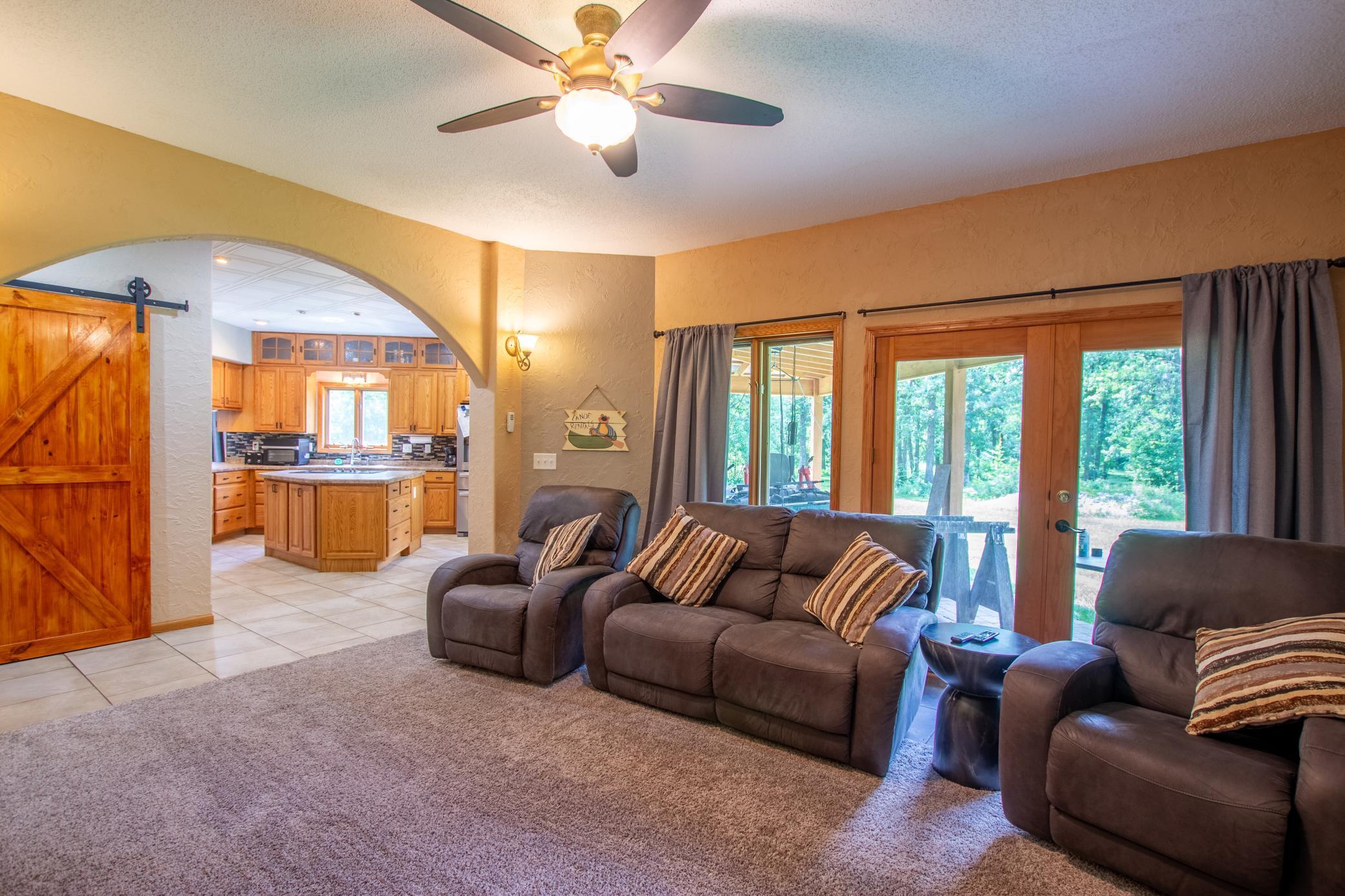 45745 Roxbury Drive