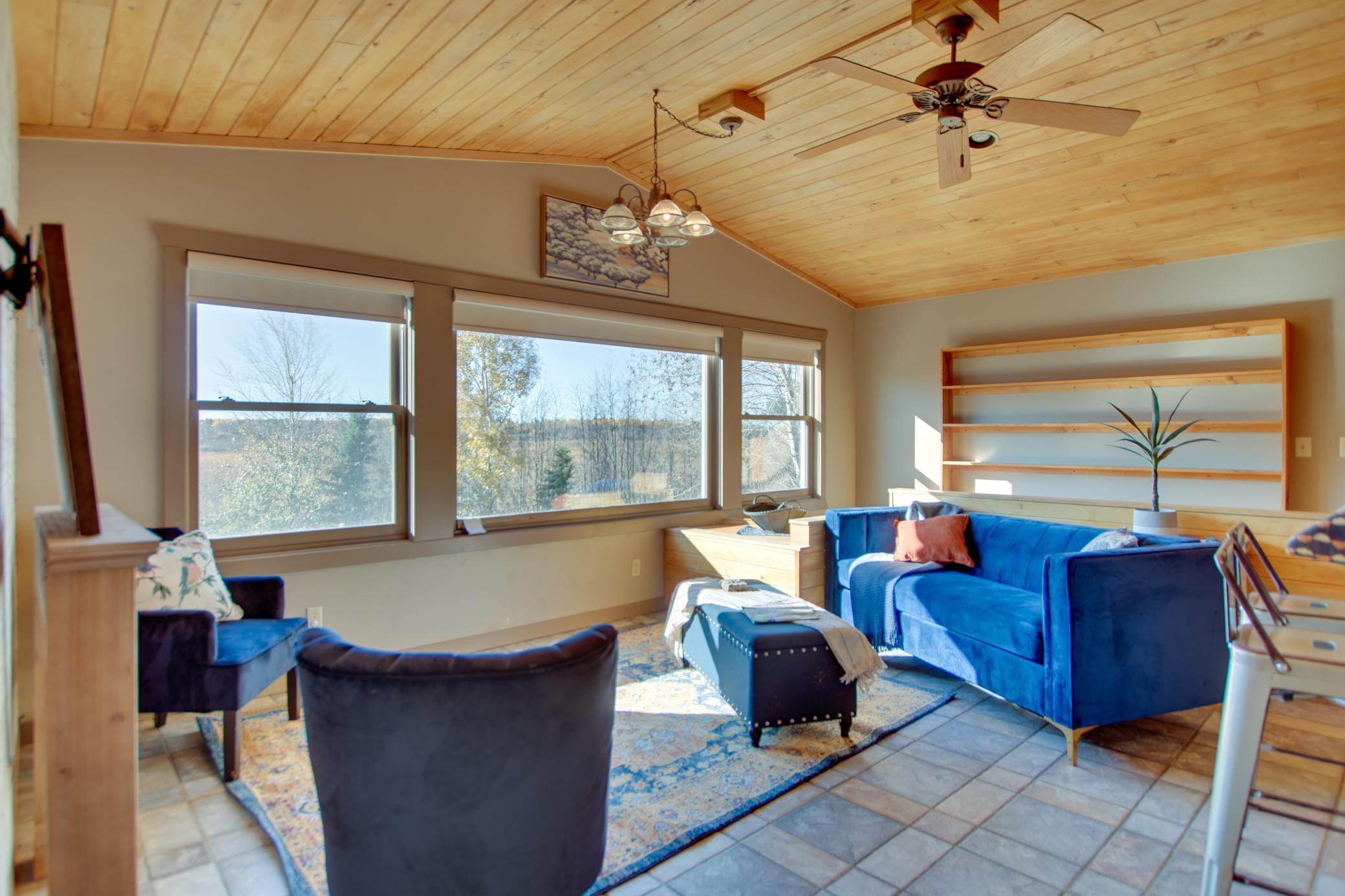 38305 County 4