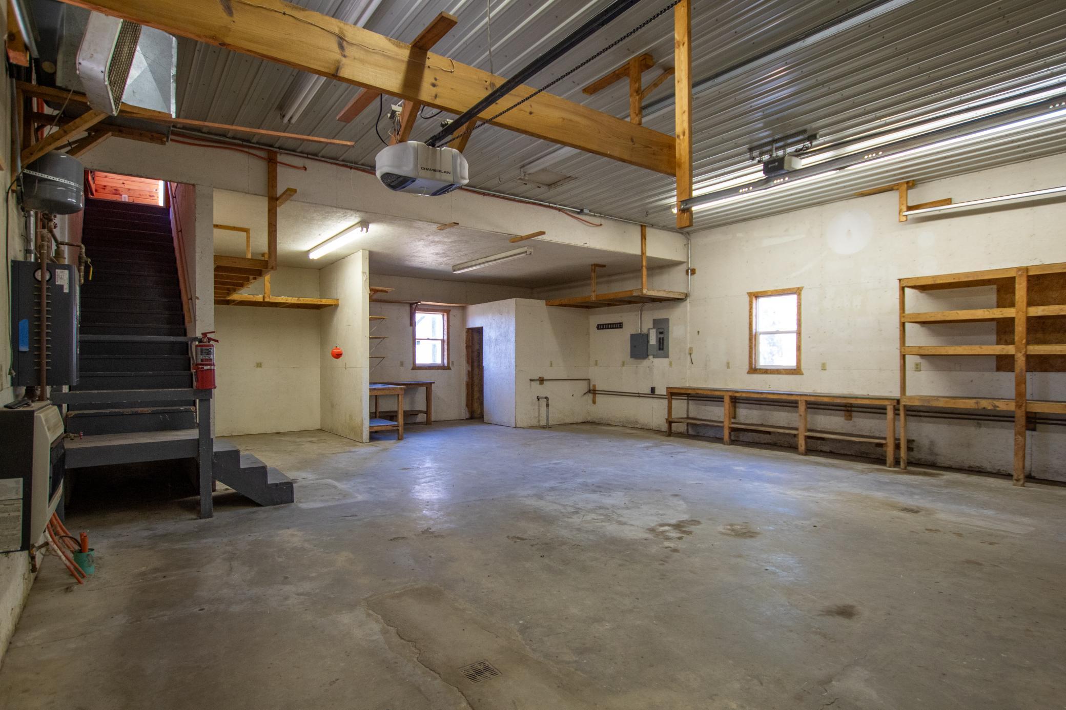 38305 County 4