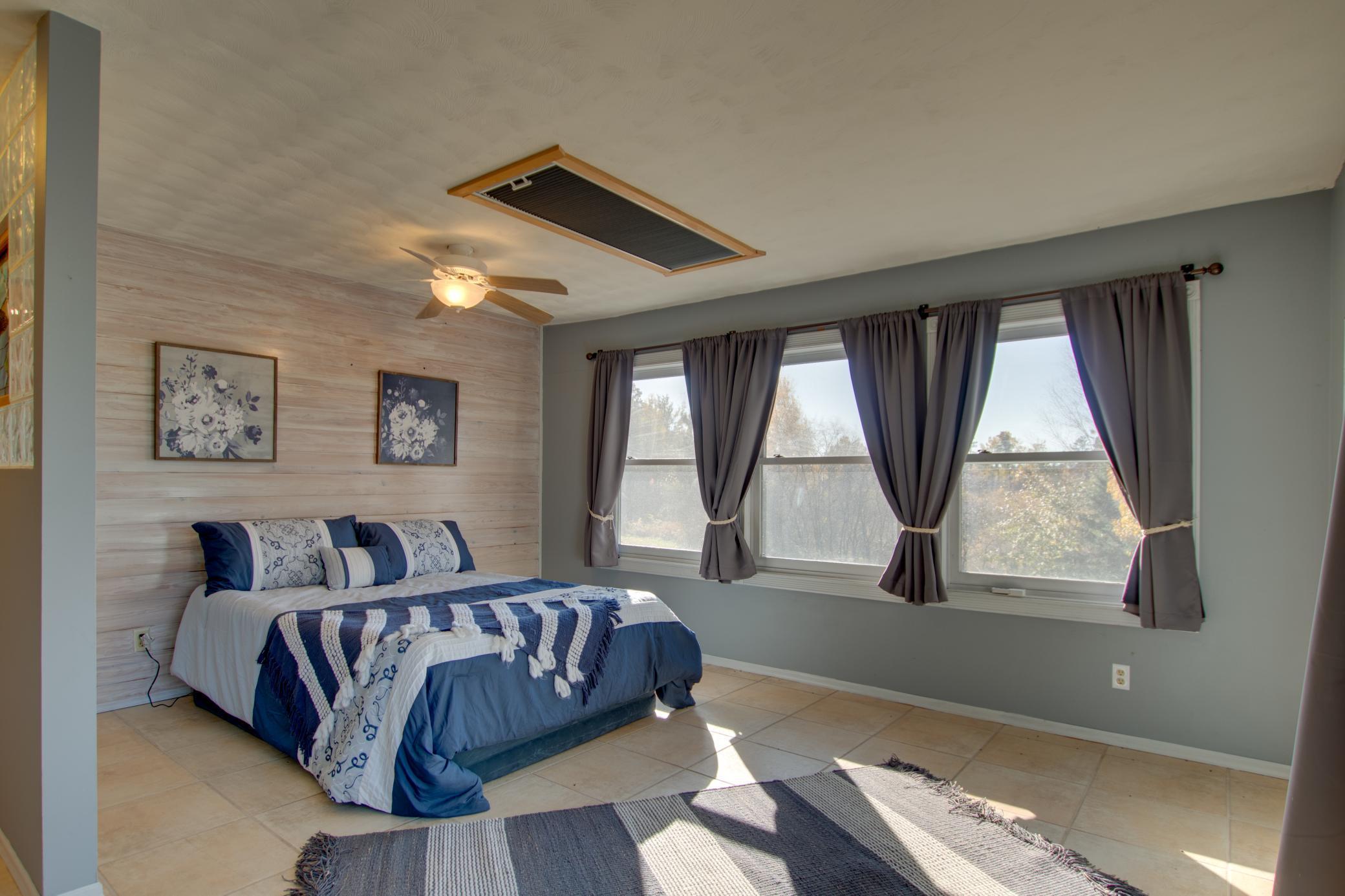 38305 County 4