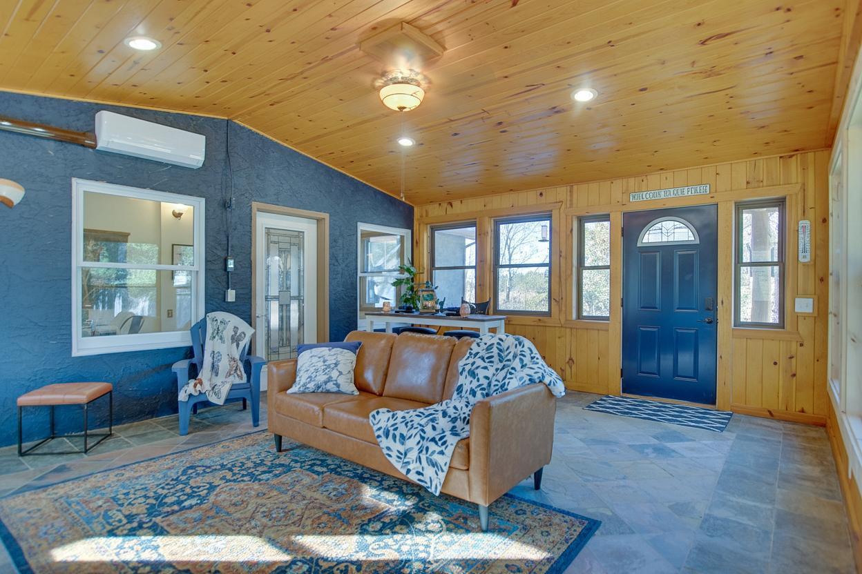 38305 County 4