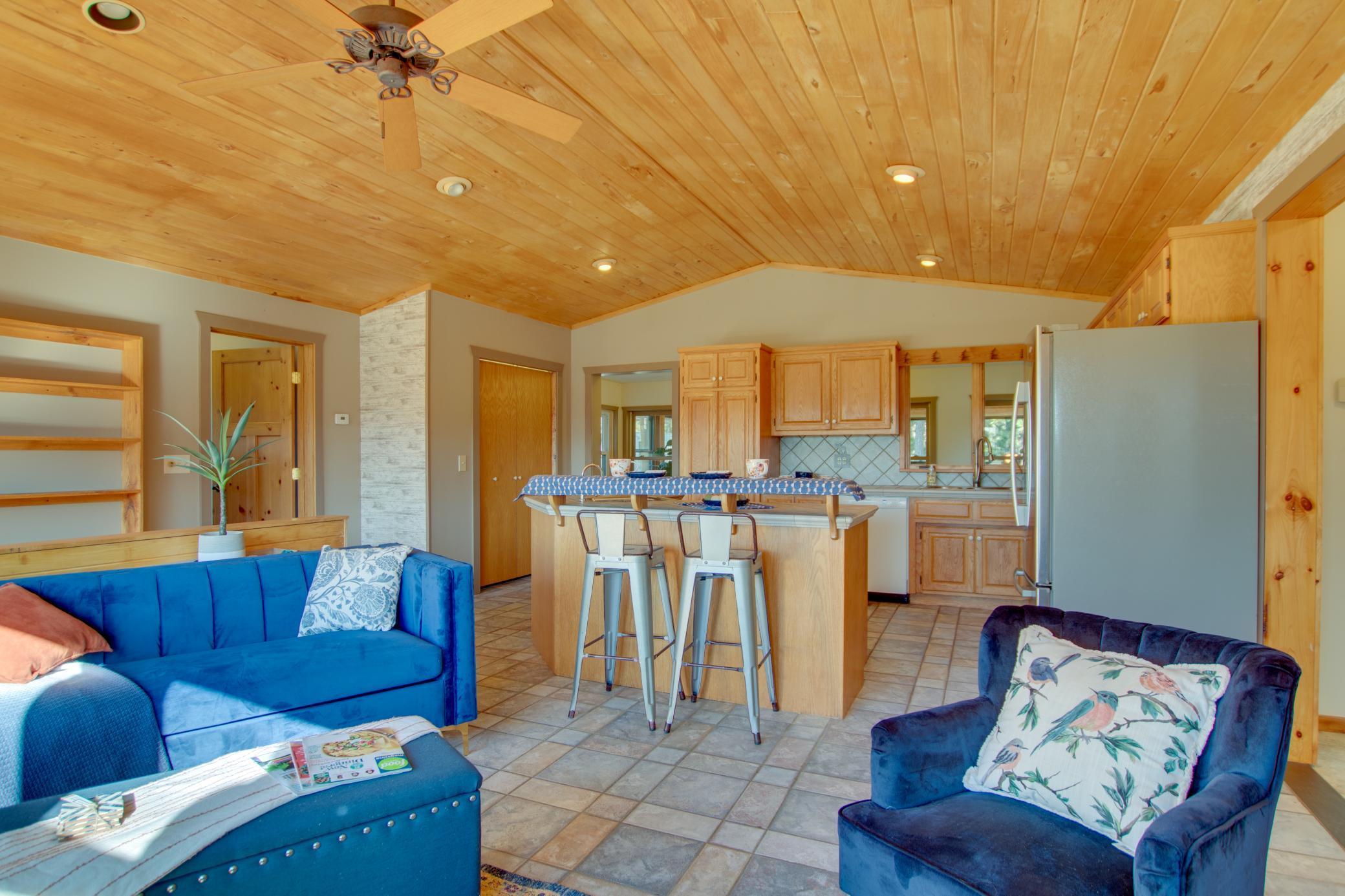38305 County 4