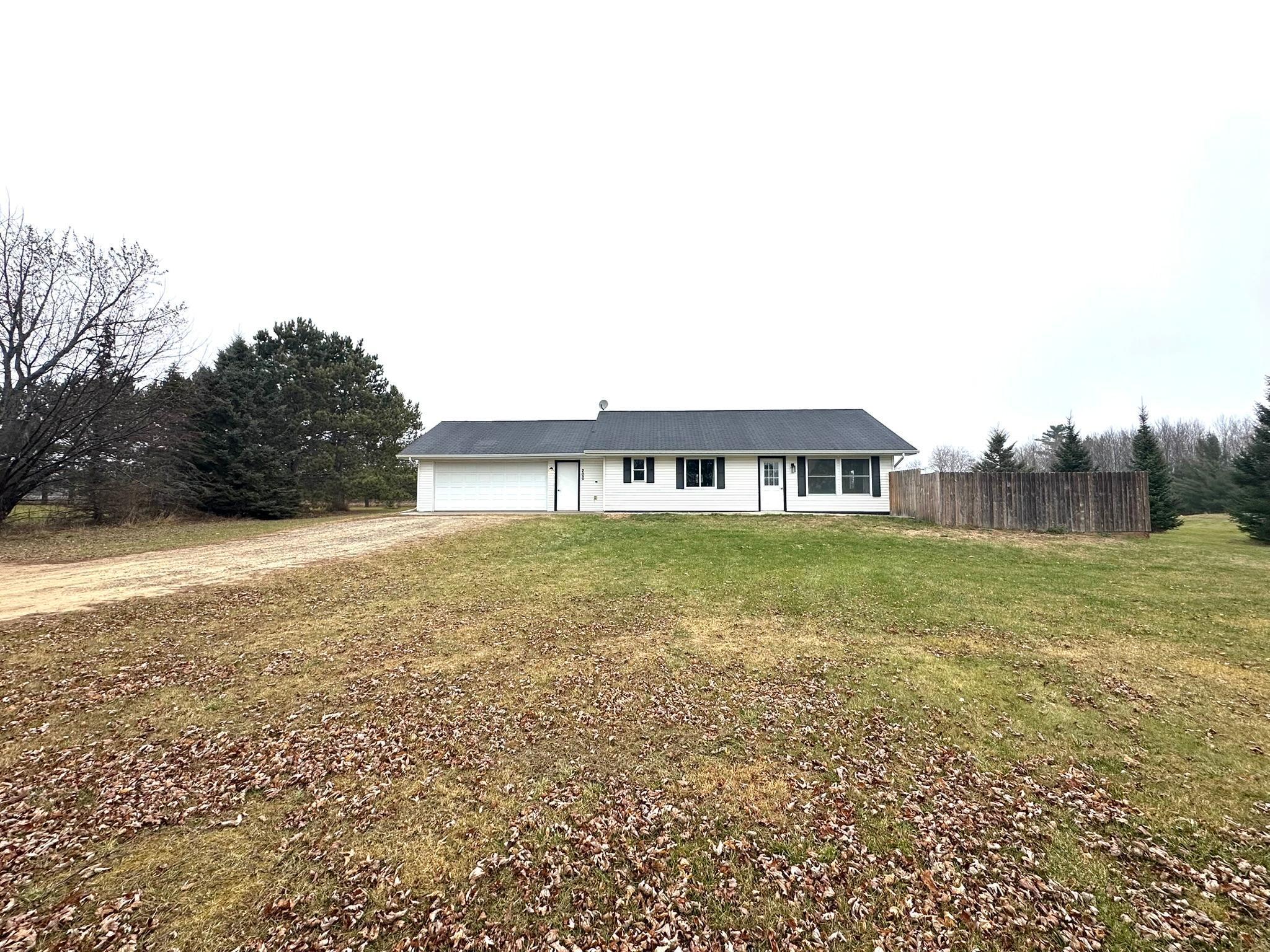 200 Staff Street SE